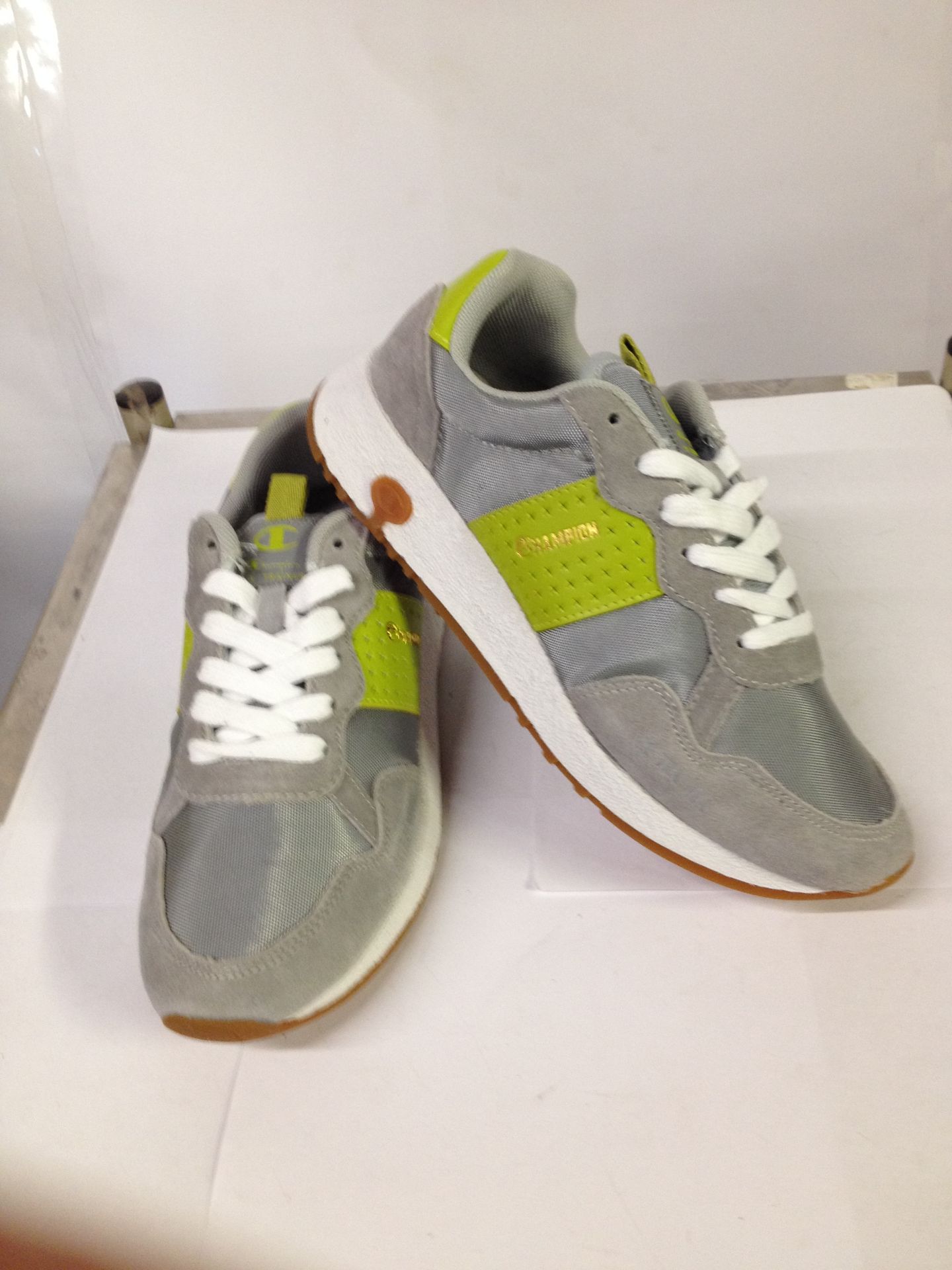 1 x Champion Trainers | VX Trainer | Colour: Dog/Yellow | UK Size: 6 | RRP £ 80