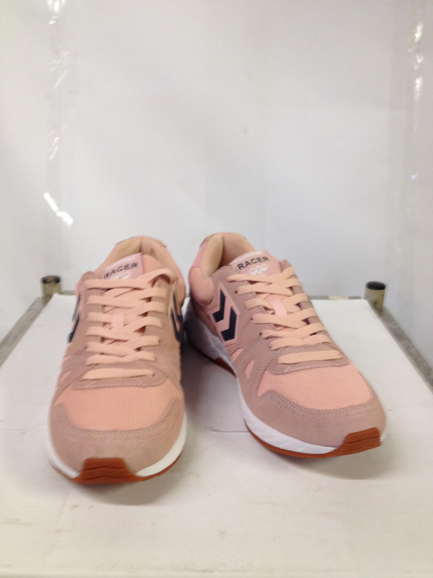 1 x Hummel Trainers | Legend Marathona | Colour: Mellow Rose | UK Size: 10.5 | RRP £ 70 - Image 2 of 2