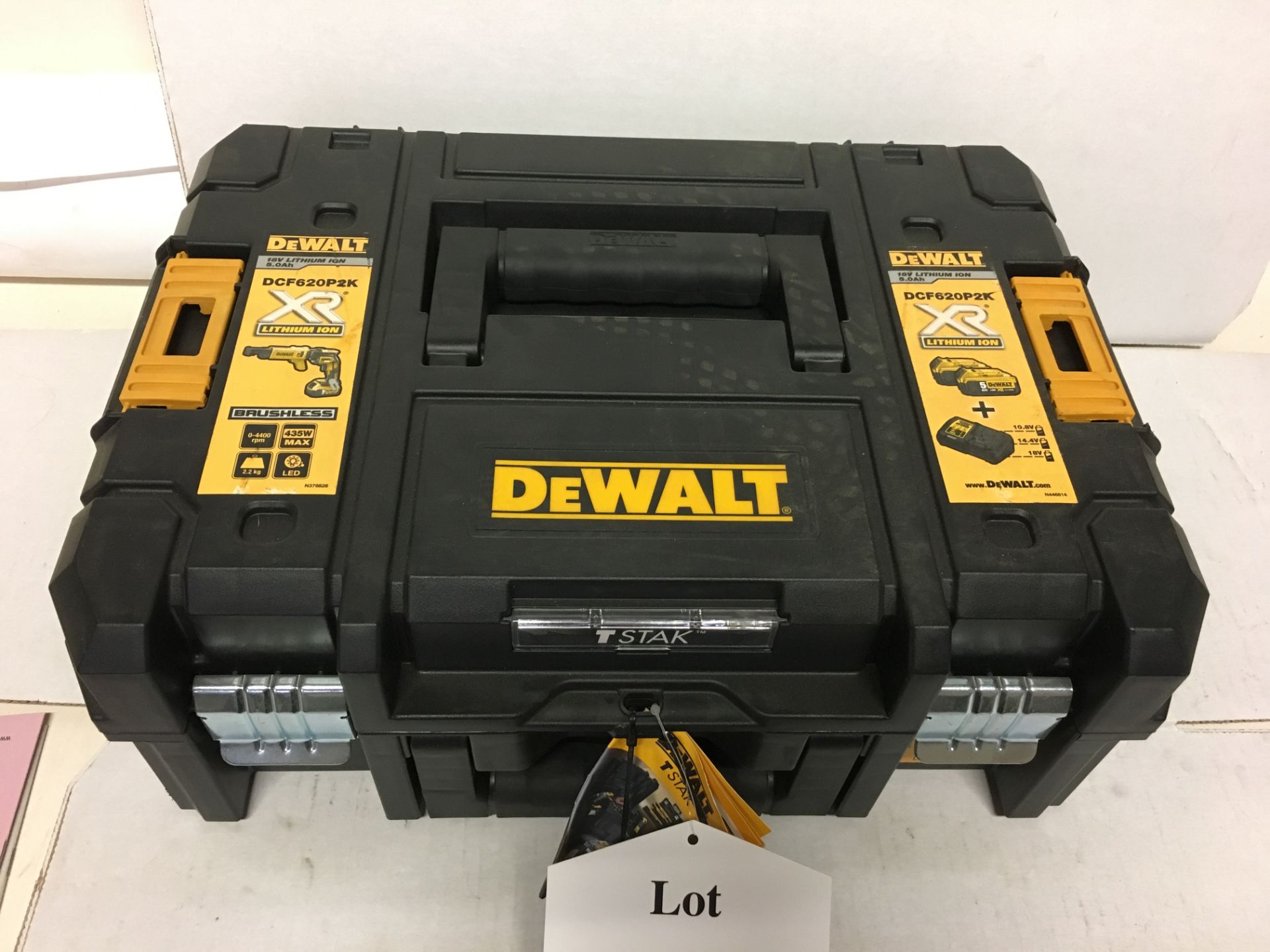 1 x Dewalt DCF620P2K-GB Collated Drywall Screwdriver 18V Cordless Brushless (2 x 5.0Ah Batteries), 1 - Image 2 of 3