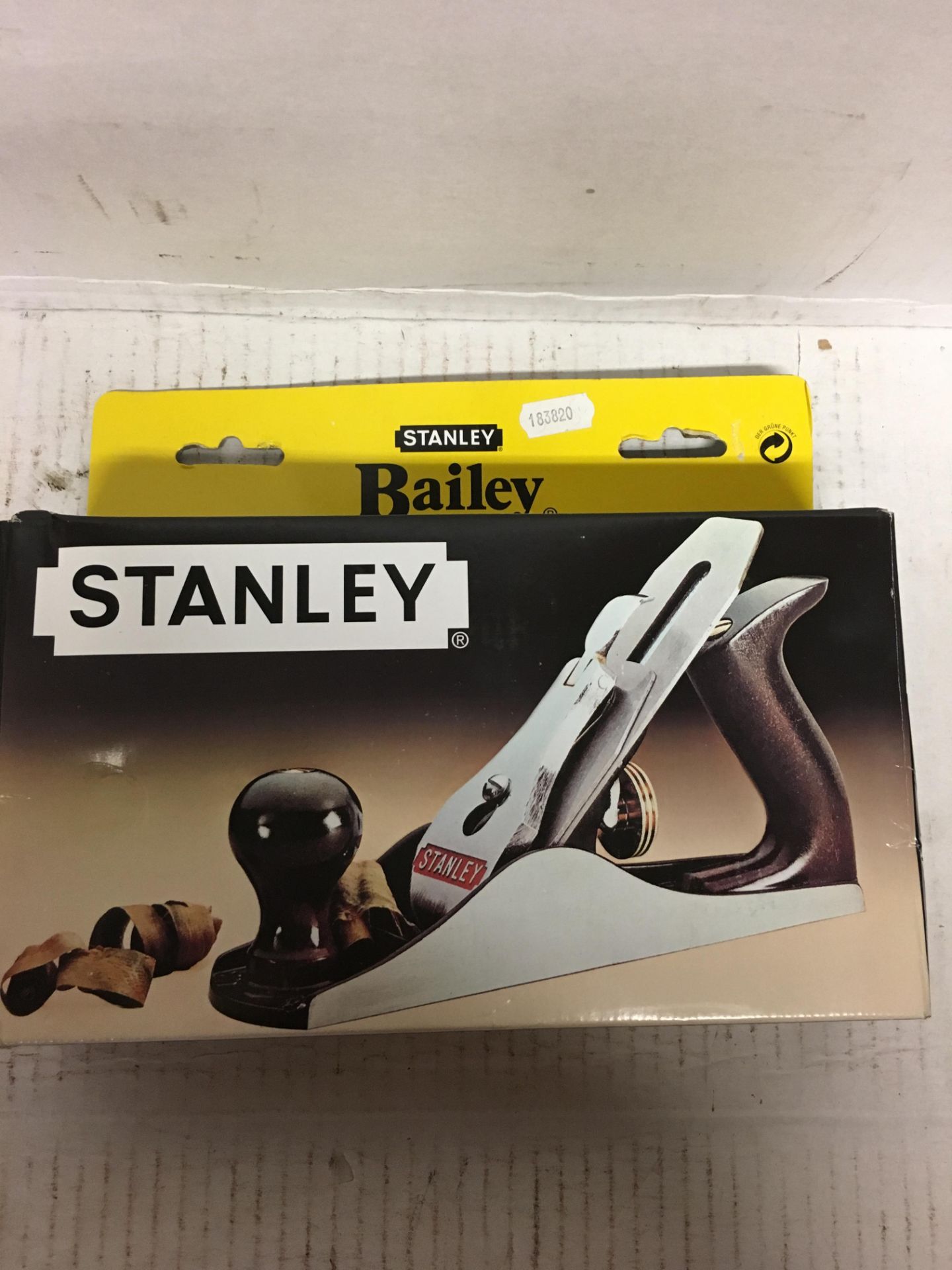 1 x Stanley 4 Smooth Plane 2 Inch 1-12-004 | EAN: 5053440434954 | RRP £57.36 - Image 2 of 3