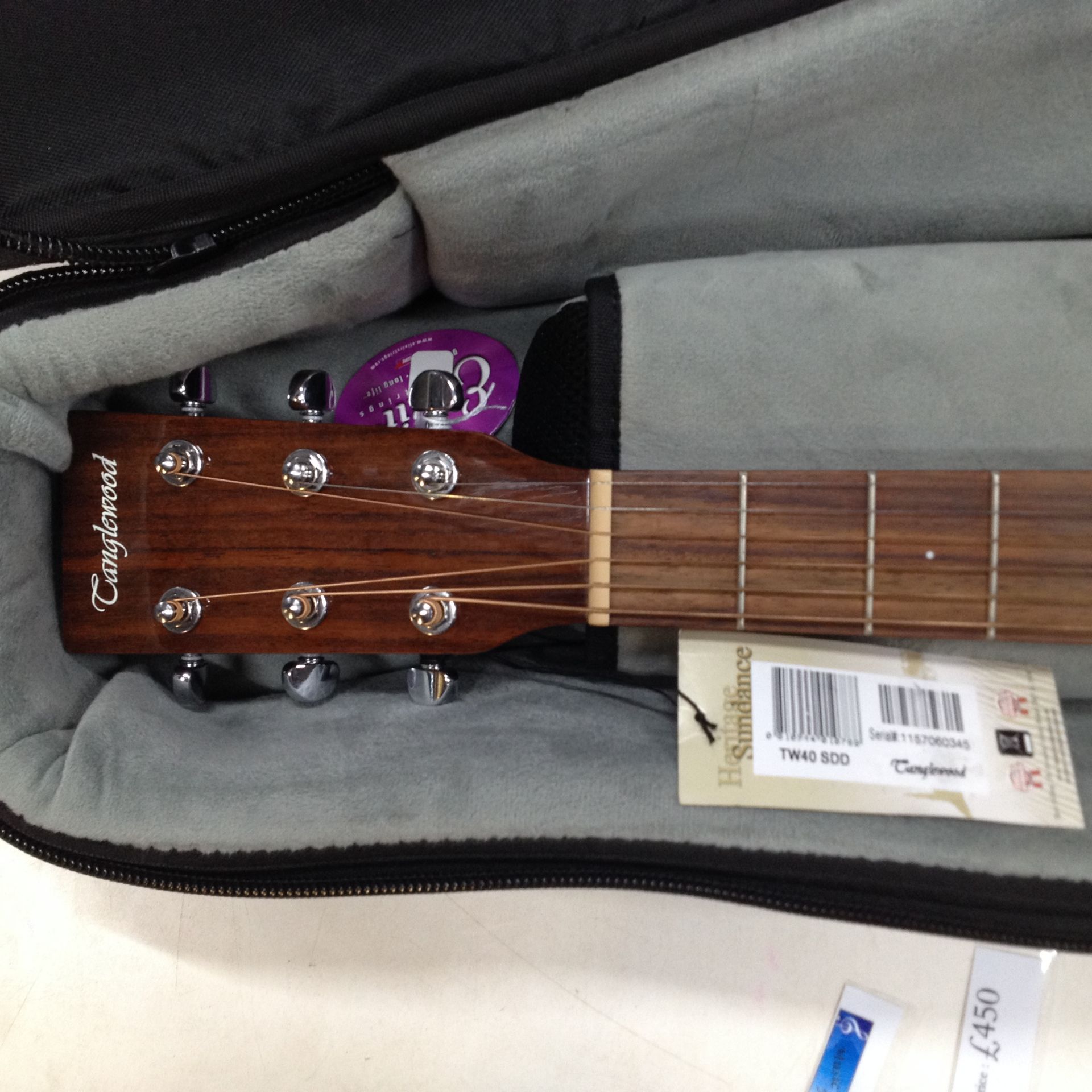 Tanglewood TW40SDD Acoustic Guitar w/gig bag | RRP £499 - Image 4 of 4