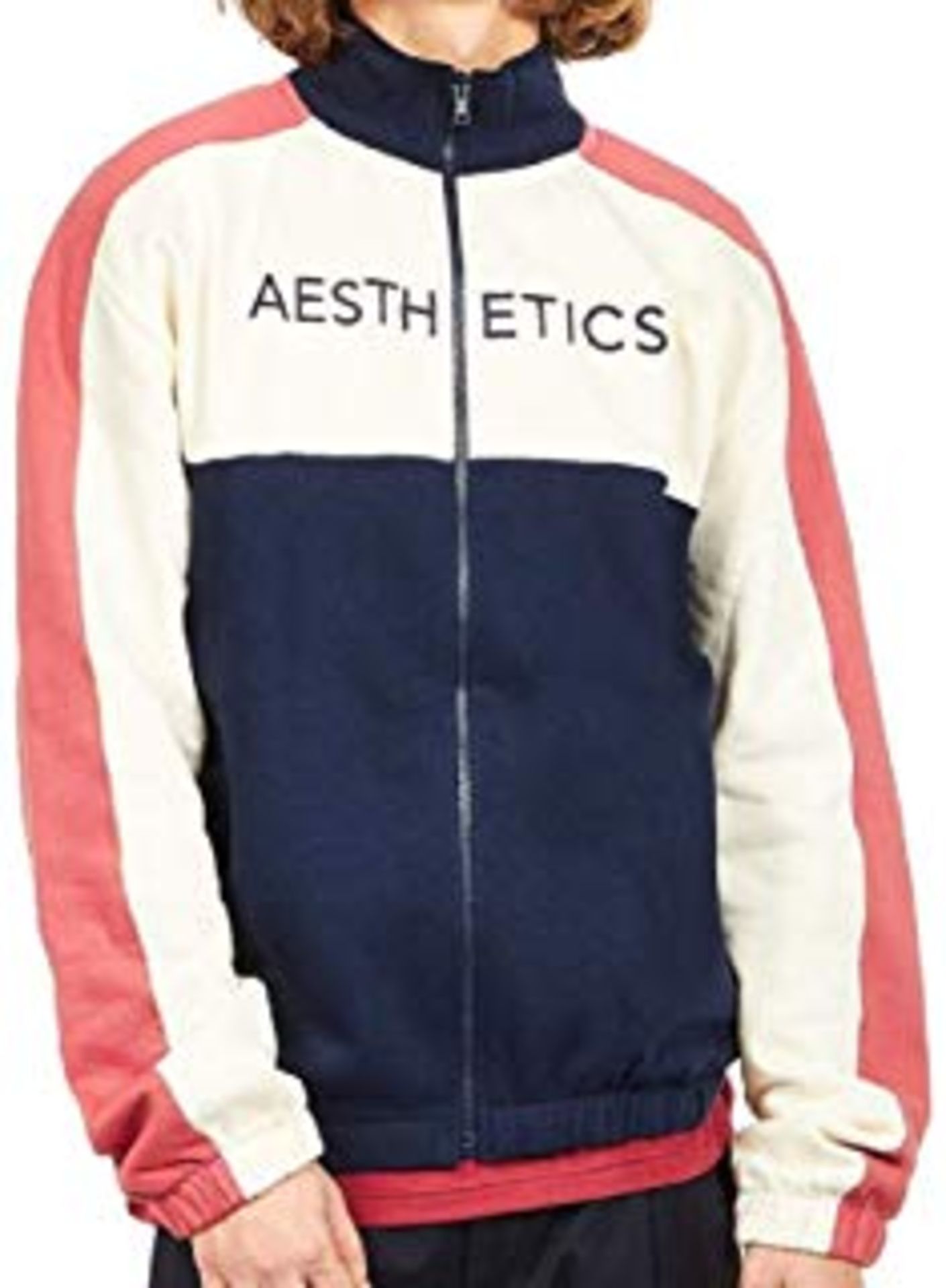 Selection of Leisure and Sportswear. Total RRP£209.80. Size Large. See description. - Image 8 of 8