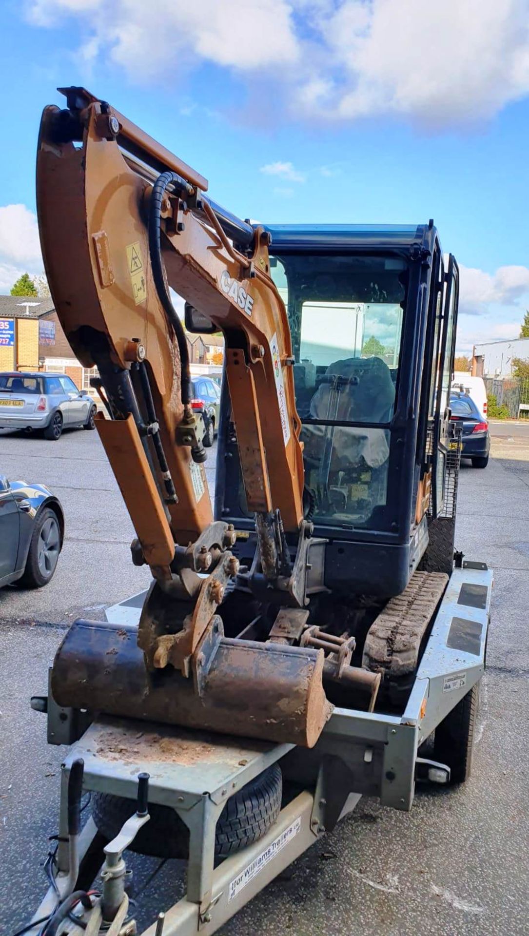 Case CX18C Mini Excavator | 2017 | Hours: 679 | w/ Indespension Trailer & 4 Buckets - Image 2 of 11