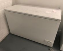 Frigidaire FC404C/BNi425 Chest Freezer