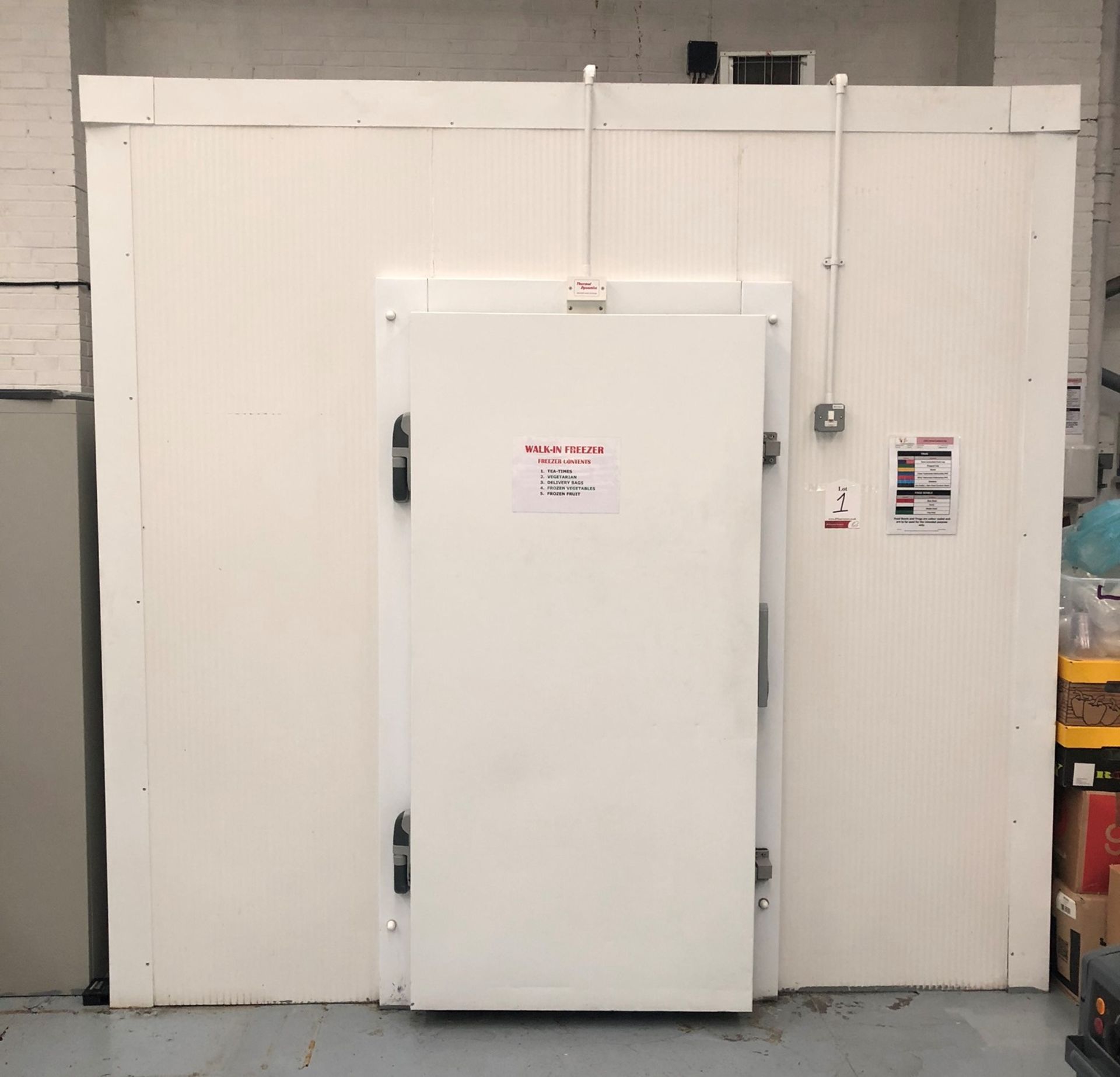 Walk-in Freezer | Size: L - 3m x W - 3m x H - 2.7m