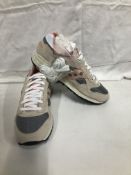 1 x Saucony Shadow 5000 Vintage Shoes Off-White/Grey/Pink