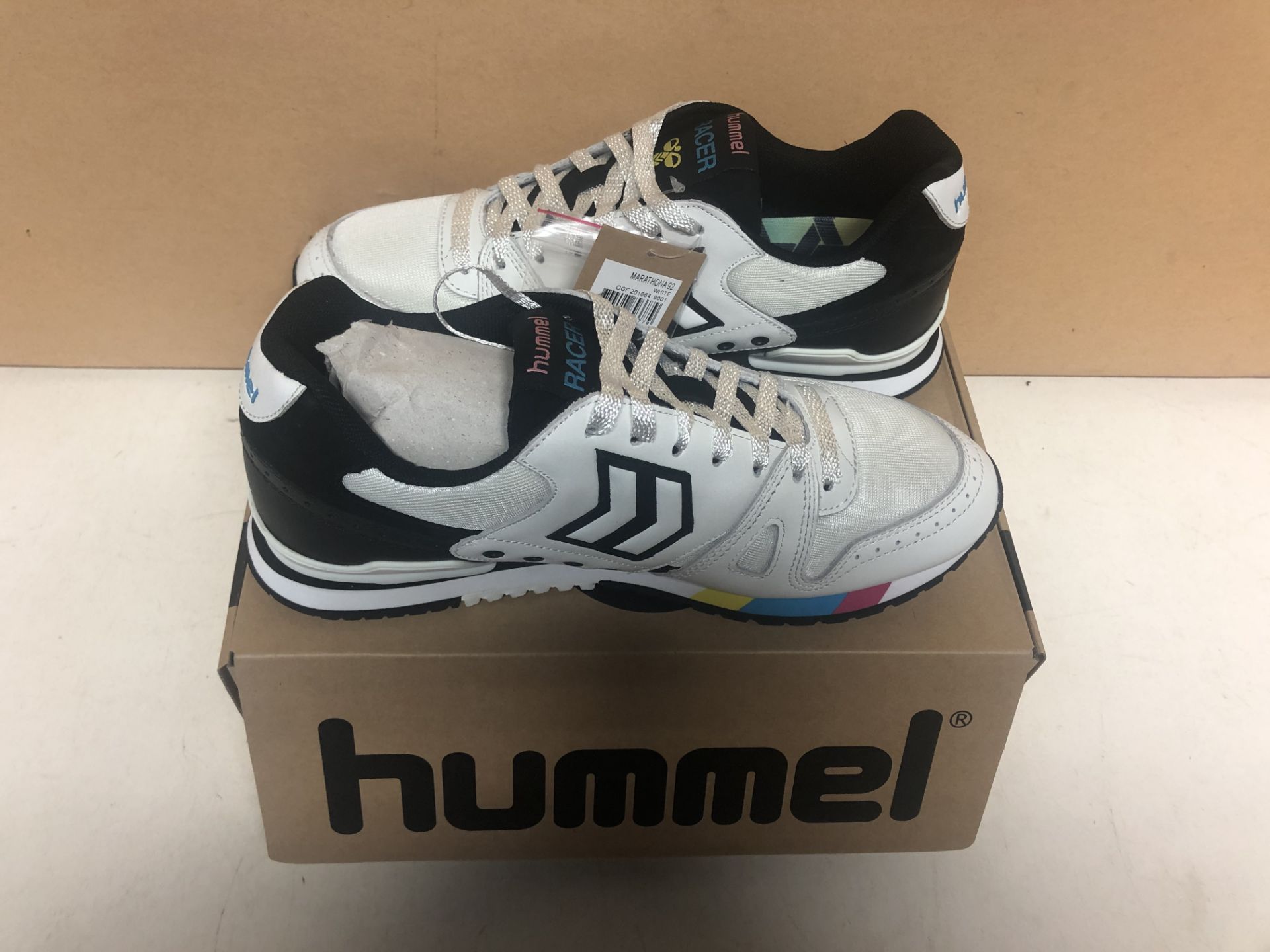 1 x Hummel Chaussures Marathona 9 201664-9001 Size: 39 | EAN: 5700494893779 - Image 2 of 2