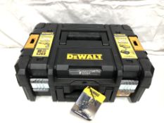 1 x DEWALT DCF620P2K-GB XR Brushless 2 Kg SDS-Plus Hammer (2 x 5 Ah)