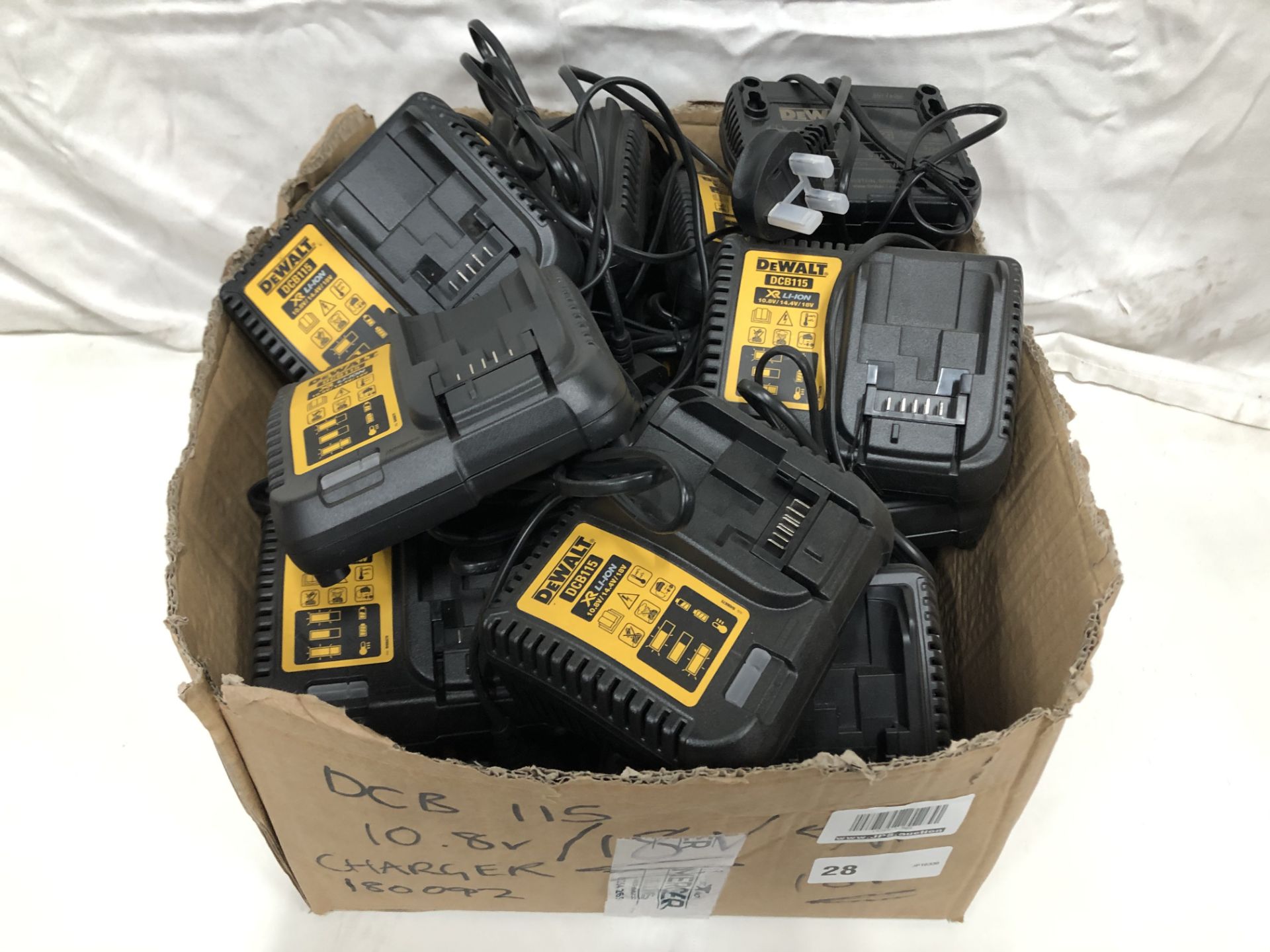 18 x DeWALT DCB115 LI-ION Battery Charger Bundle