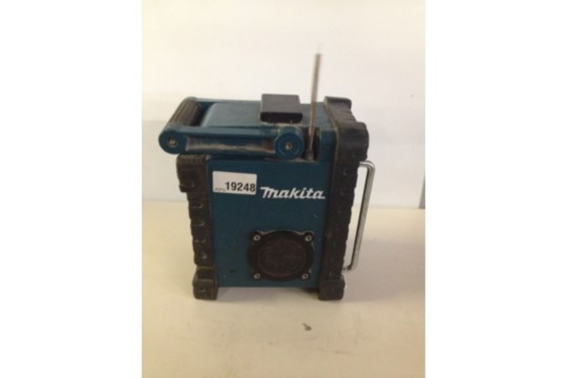 1 x Used Makita site Radio (See Photos) - Image 2 of 2