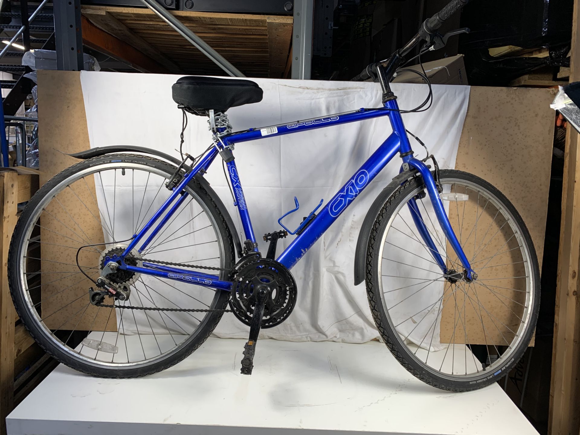Blue Apollo CX10 18 speed bicycle