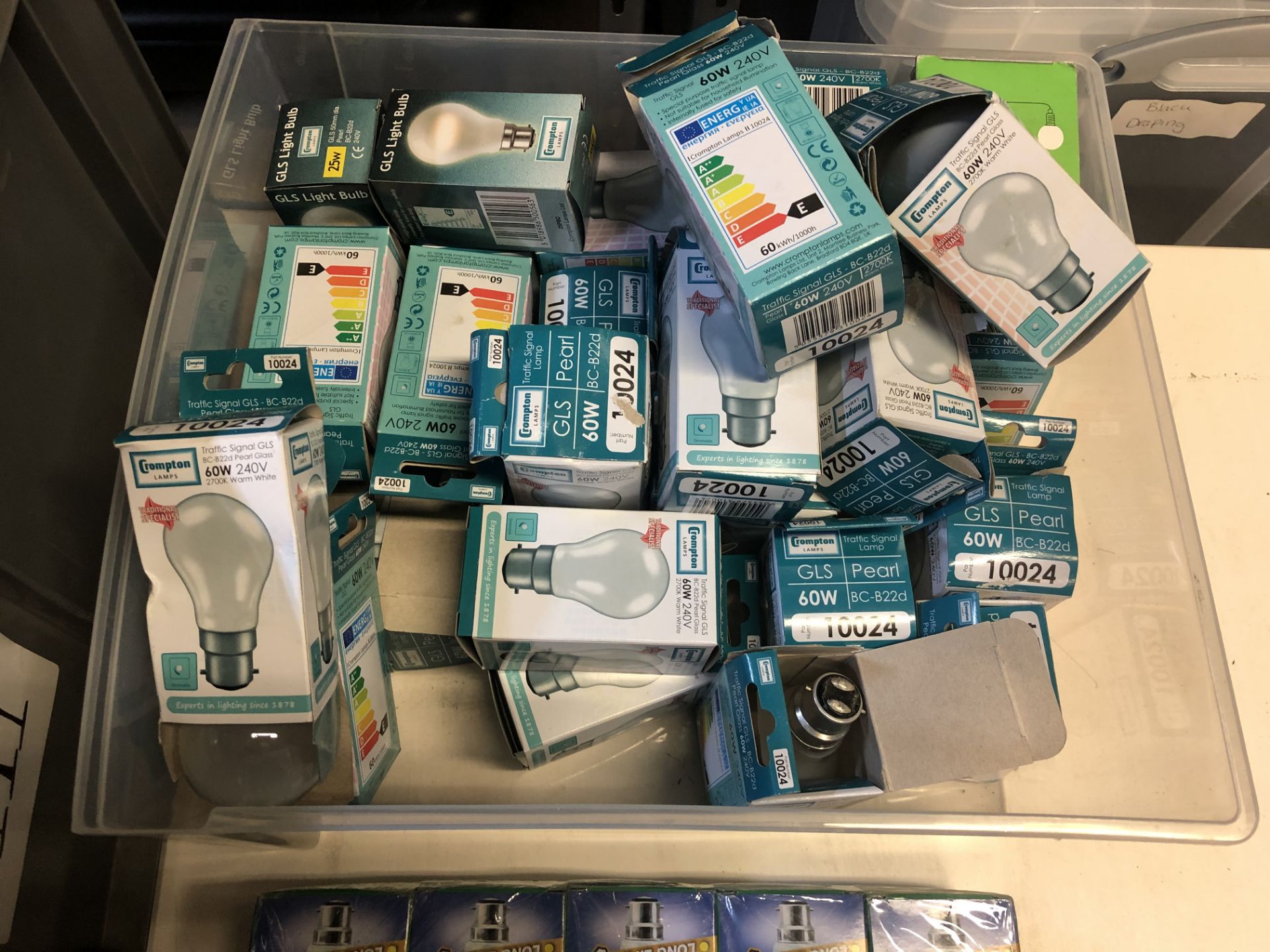 Quantity of Spare Light Bulbs & Accessories as Per Pictures - Image 4 of 4