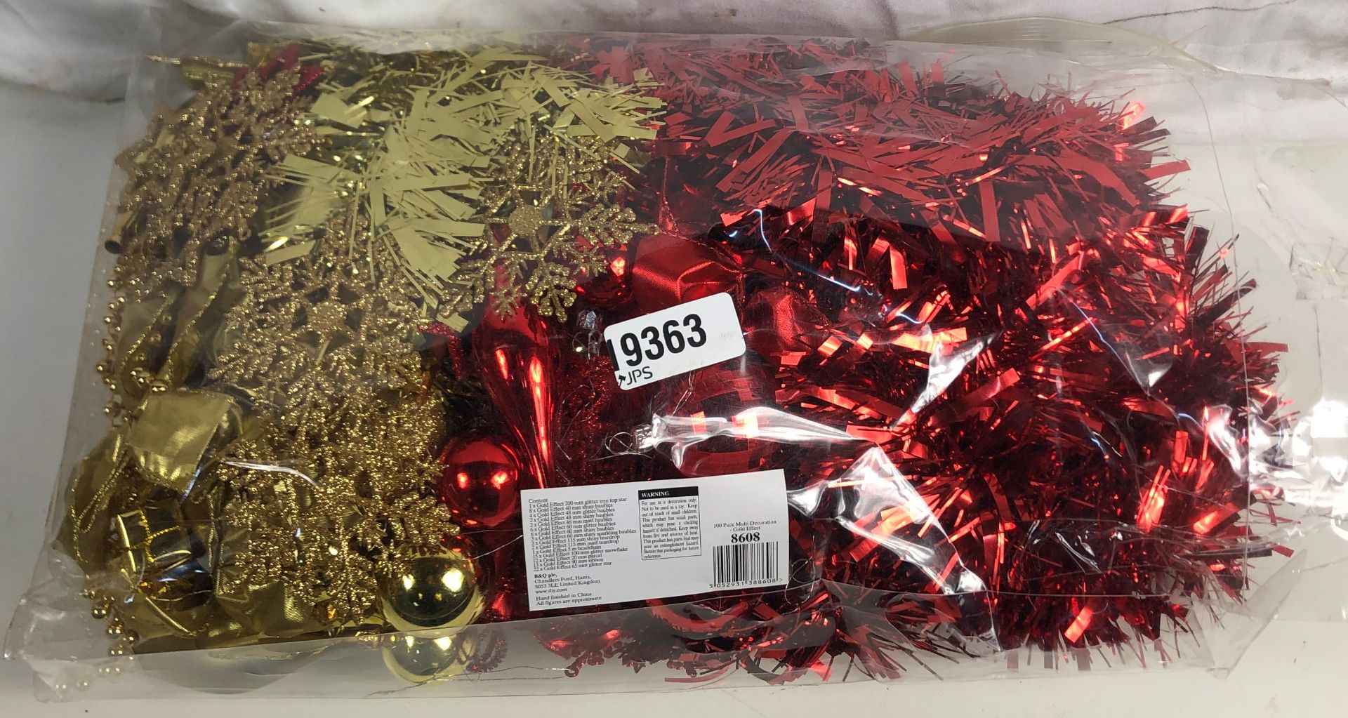 Quantity of Various Christmas Decorations as per pictures