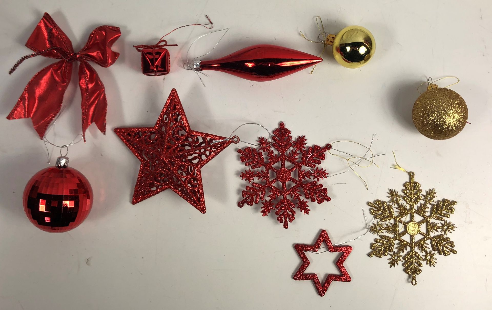 Quantity of Various Christmas Decorations as per pictures - Image 2 of 6