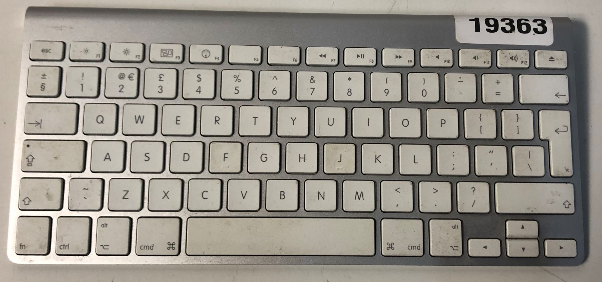 6 x Apple keyboards & 2 x Apple mice - Image 3 of 8