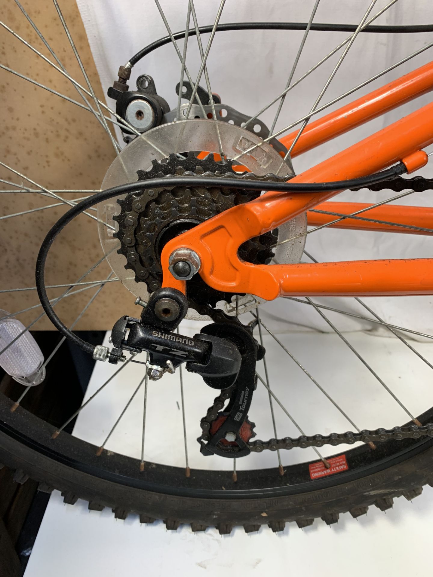 Trax TFS.20 black and orange 18 speed mountain bike - Image 2 of 4