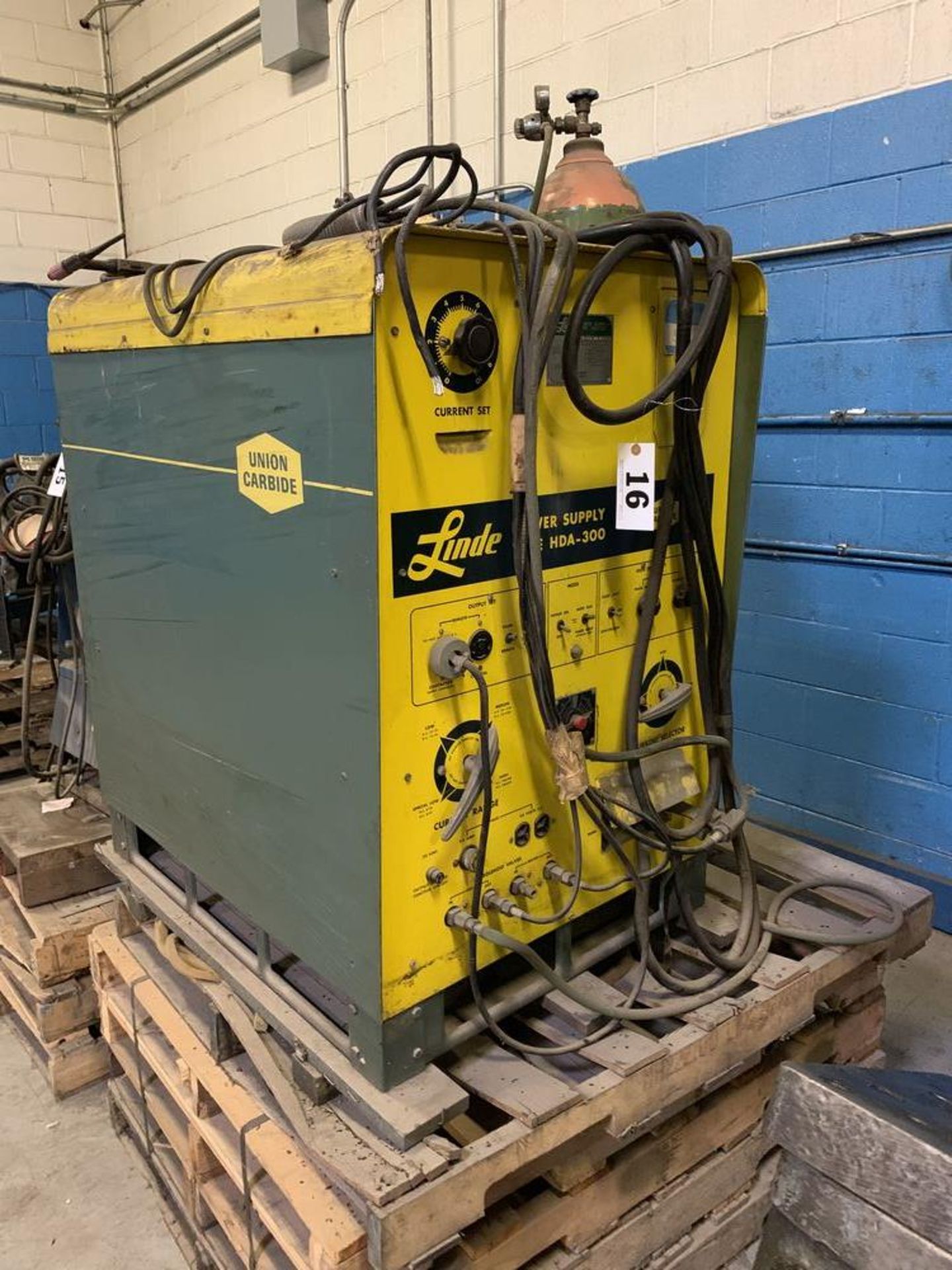 Union Carbide Linde Power Supply #HDA-300