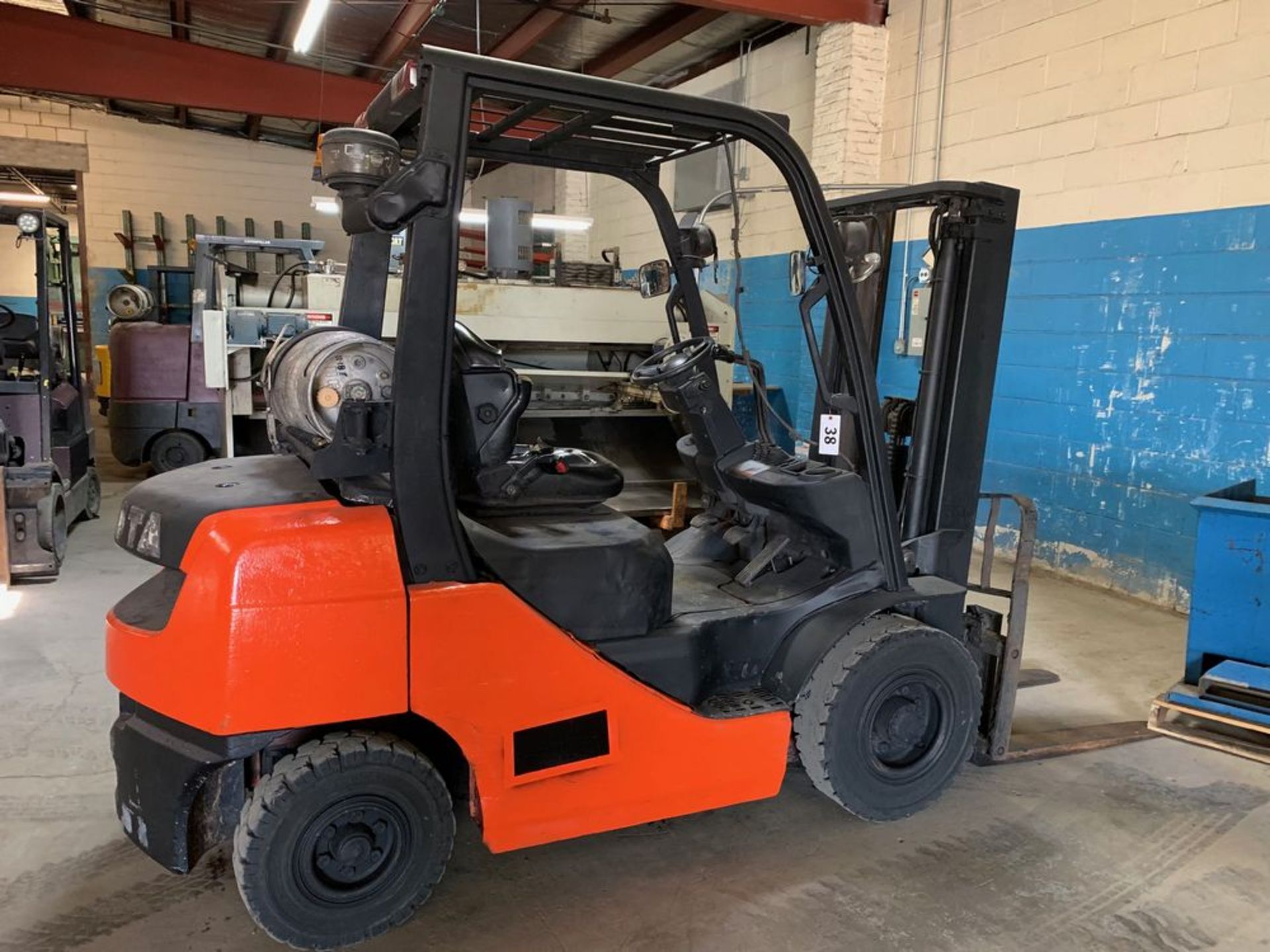 5,000 Totota Forklift Model 8FGU25, Propane Tank NOT Included, s/n: 12916