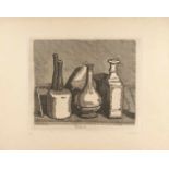 Giorgio Morandi1890 - Bologna - 1964Natura mortaRadierung auf chamoisfarbenem, dünnem Karton. (