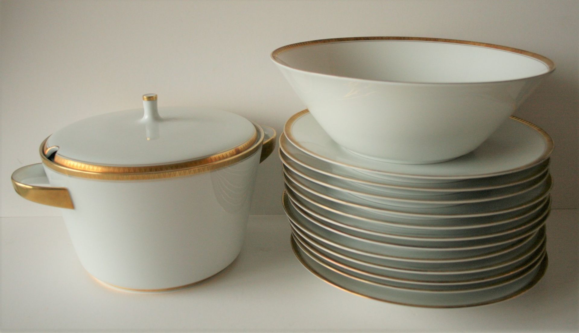 Service en porcelaine LORENZ HUTSCHEN REUTHER pour 12 personnes (assiettes à soupe, [...] - Bild 2 aus 2