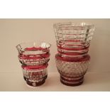 Vases en cristal VAL SAINT LAMBERT biseauté de couleur rouge, années 60/70, l'un [...]