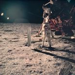 Nasa. Apollo 11. Une des dernières photographies prise sur le sol lunaire par la [...]