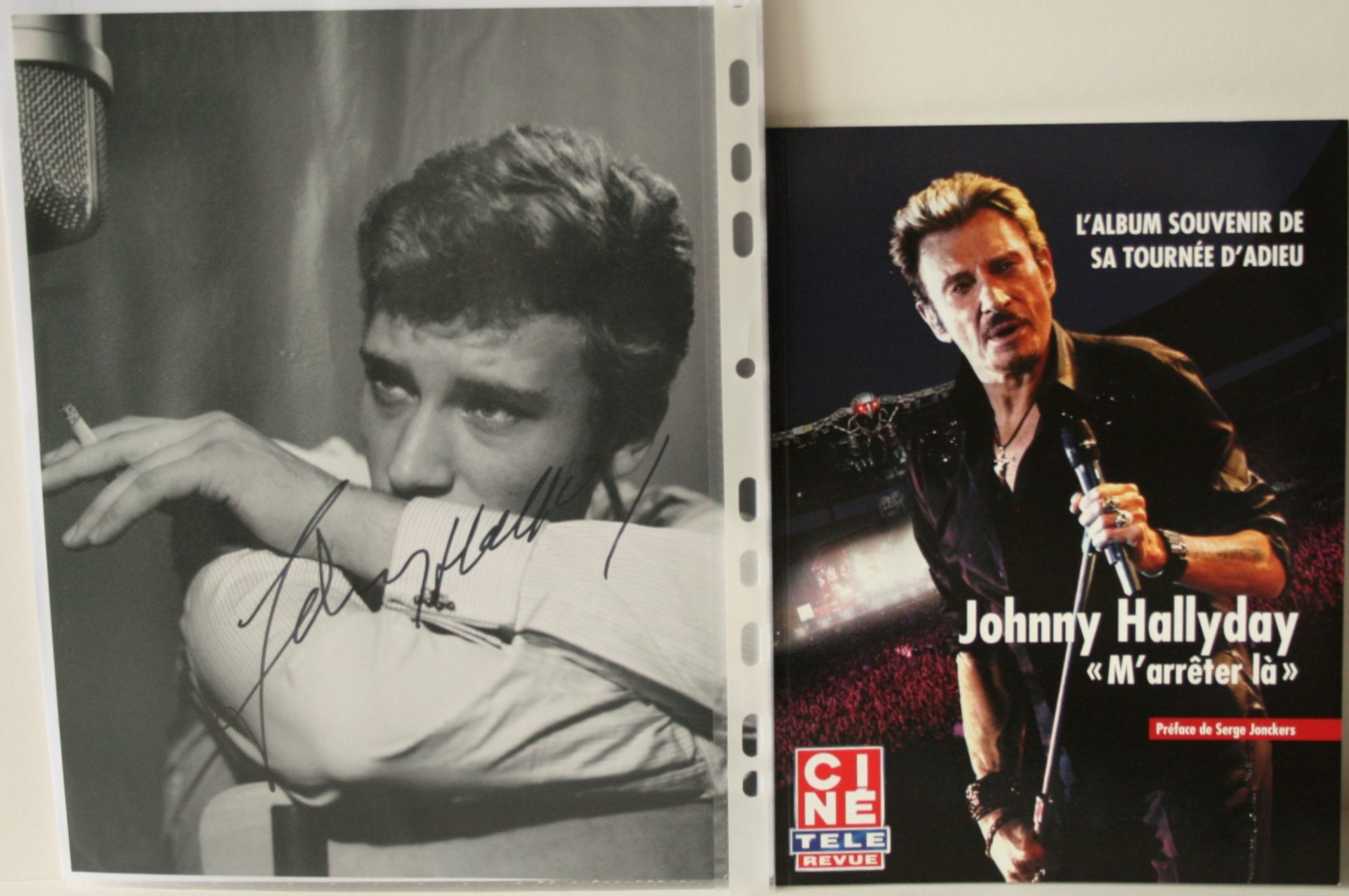 Photographie 20 x 25 cm dedicacée en 2015 par Johnny HALLYDAY, tirage argentique [...]