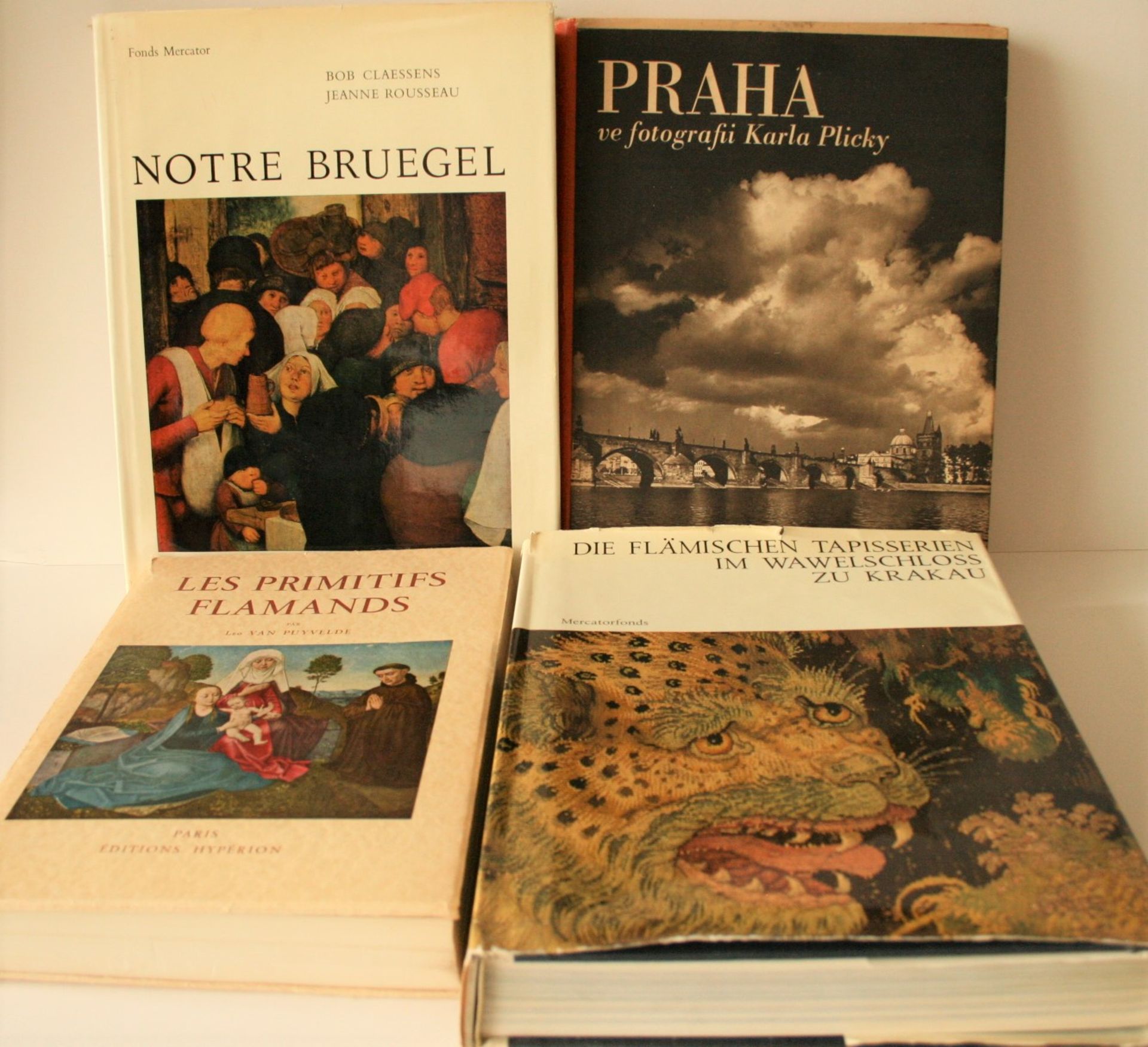 1. Bob CLAESSENS & Jeanne ROUSSEAU : Notre BRUGHEL, Fonds Mercator, 1969, 2. PRAHA ve [...]