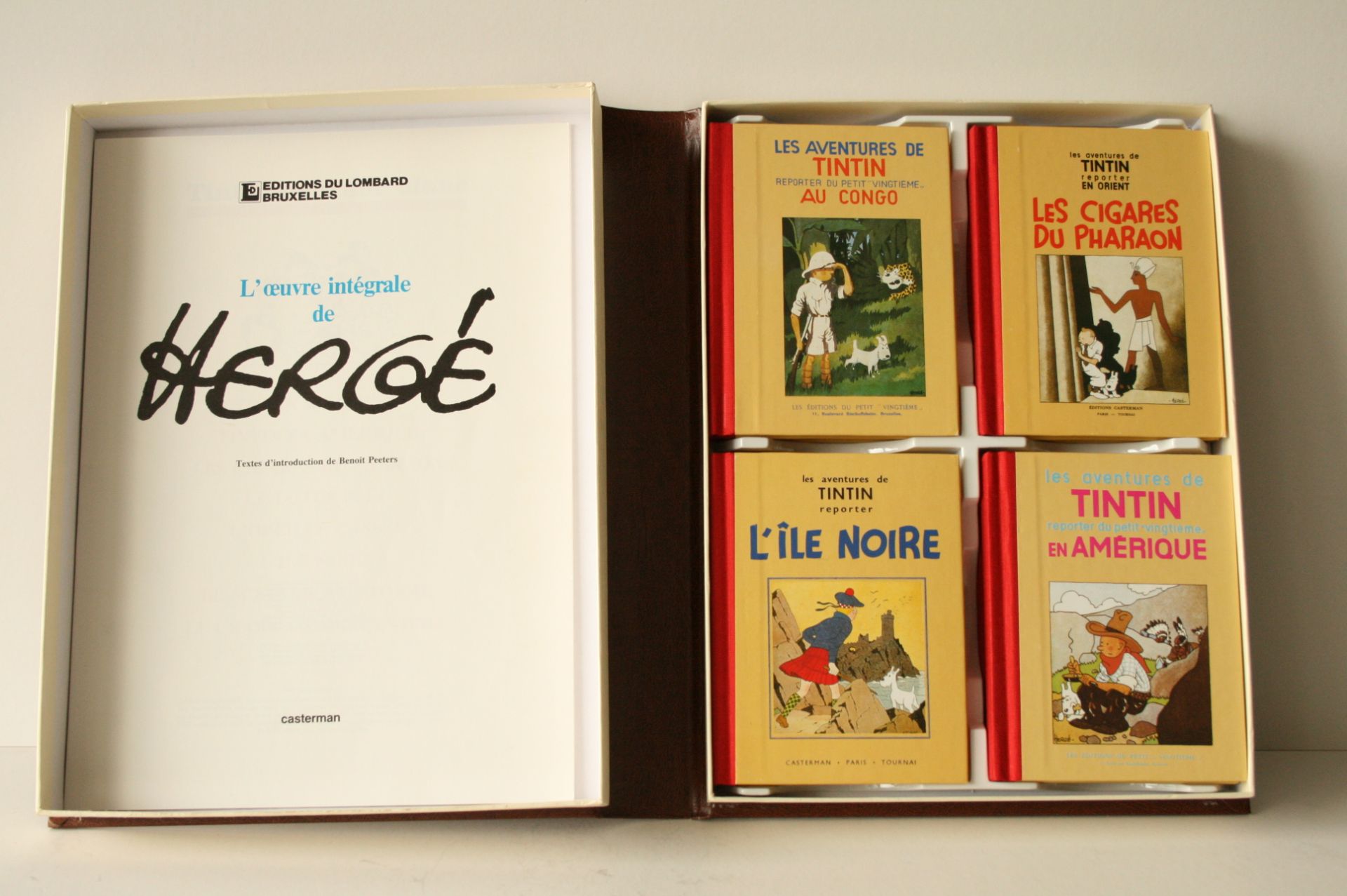 Collection "L'Oeuvre intégrale de Hergé", textes d'introduction de Benoît Peeters, [...] - Bild 3 aus 4