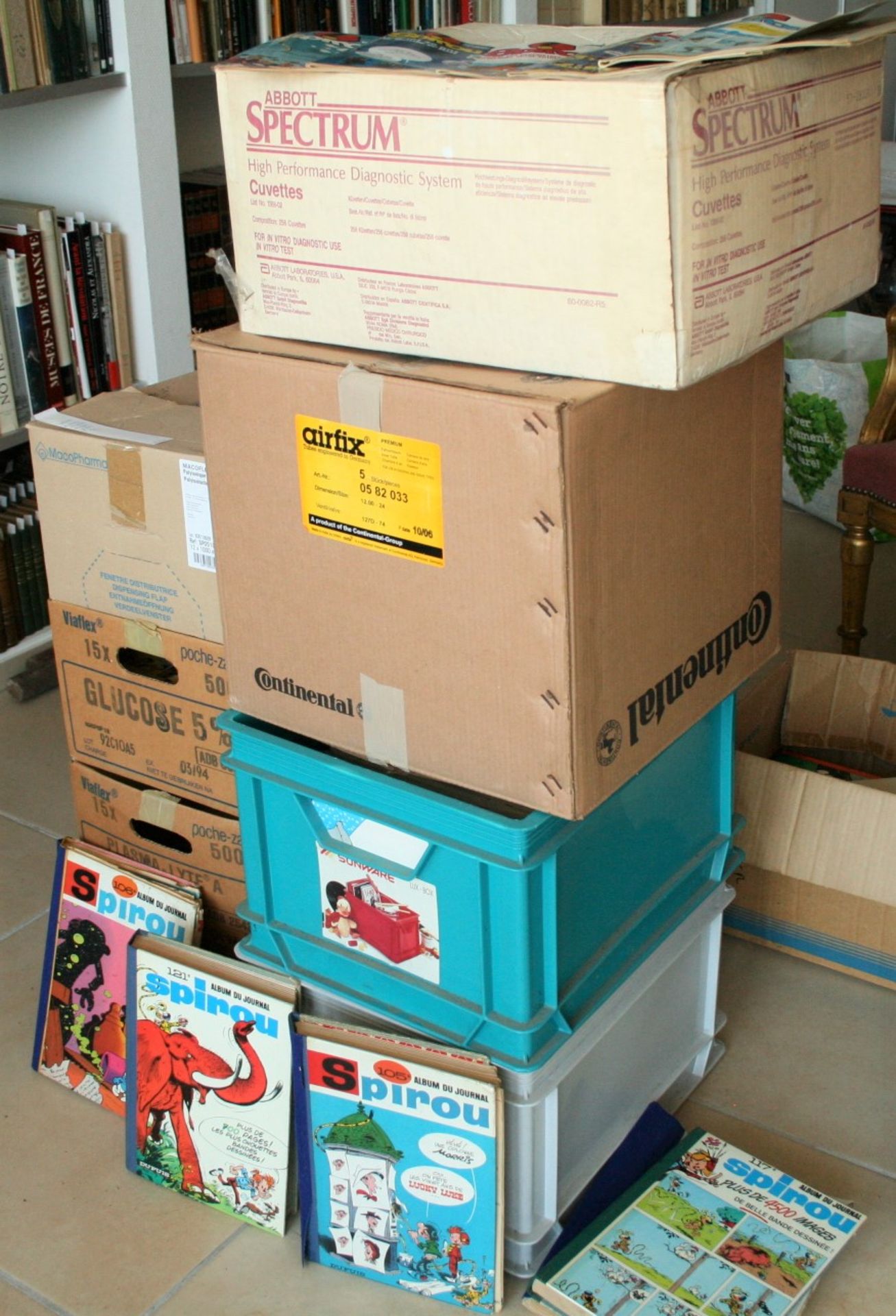 11 cartons de la revue pour enfants SPIROU, des années 1960 aux années 1980, [...]