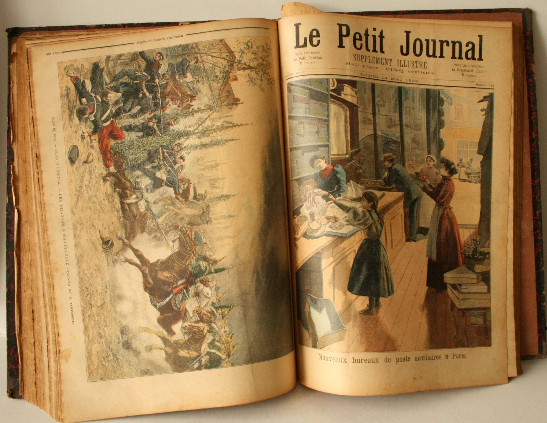 Ensemble de 4 volumes de journaux français de la fin du XIXe siècle : Petit [...]