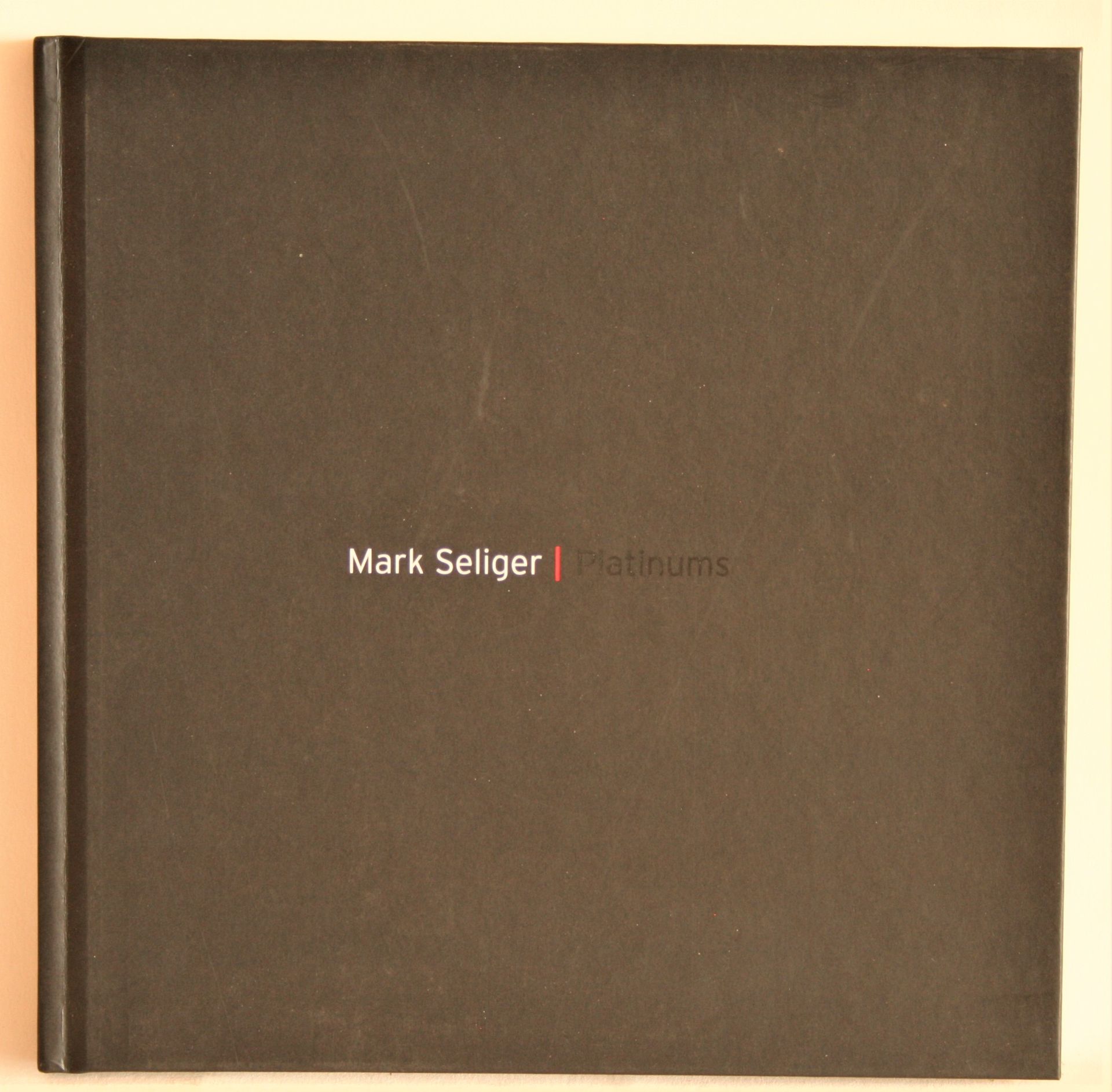 Mark SELIGER : Platinums, 2005, Photography Exhibition Catalog Galerie Acte 2, Paris [...]