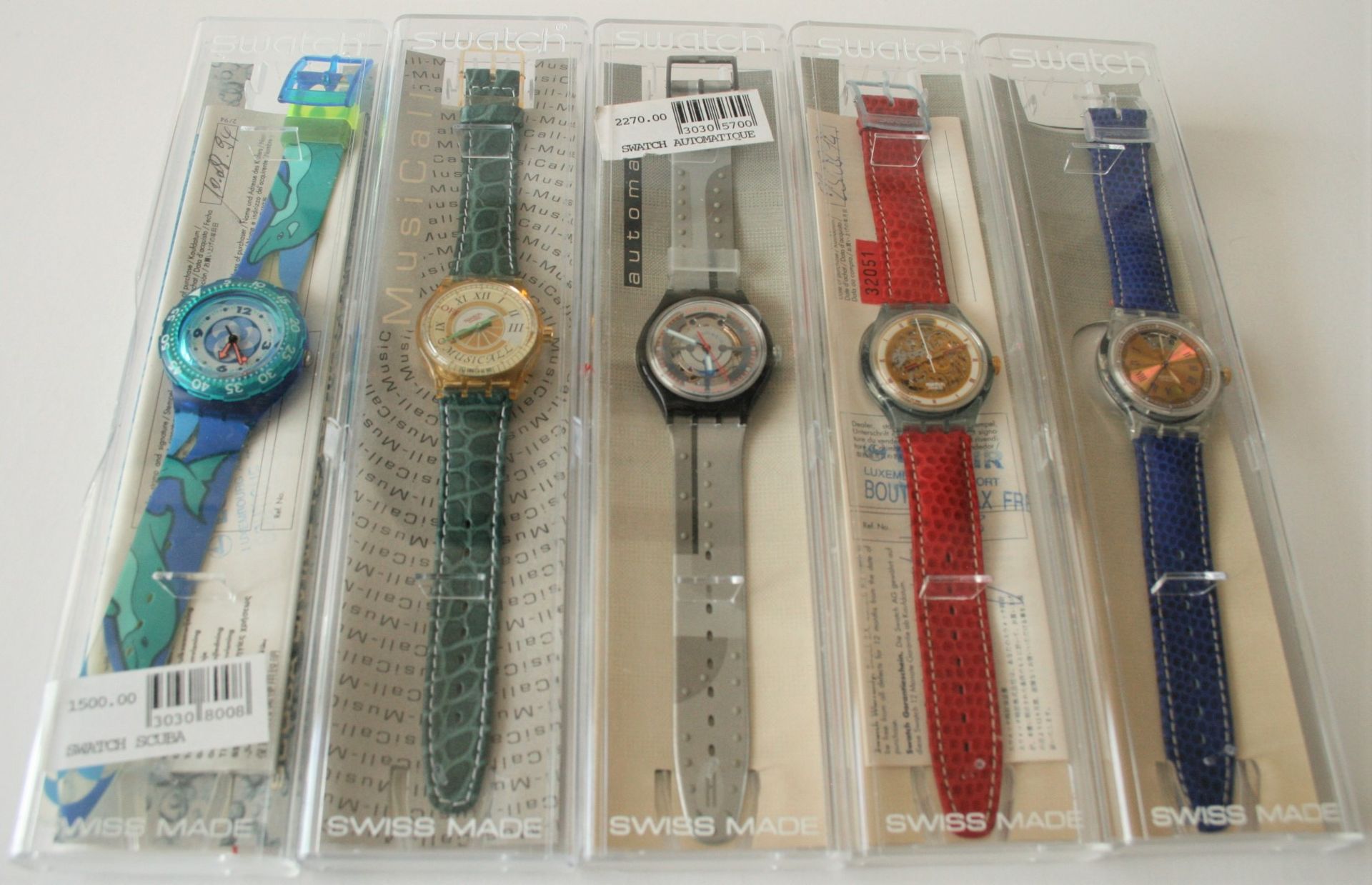 Ensemble de 5 montres SWATCH vintage (années 90), état neuf dans l'emboîtage [...]