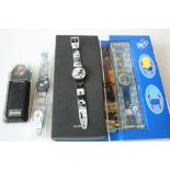 Ensemble de 4 montres SWATCH vintage, état neuf dans l'emboîtage d'origine : 1. [...]