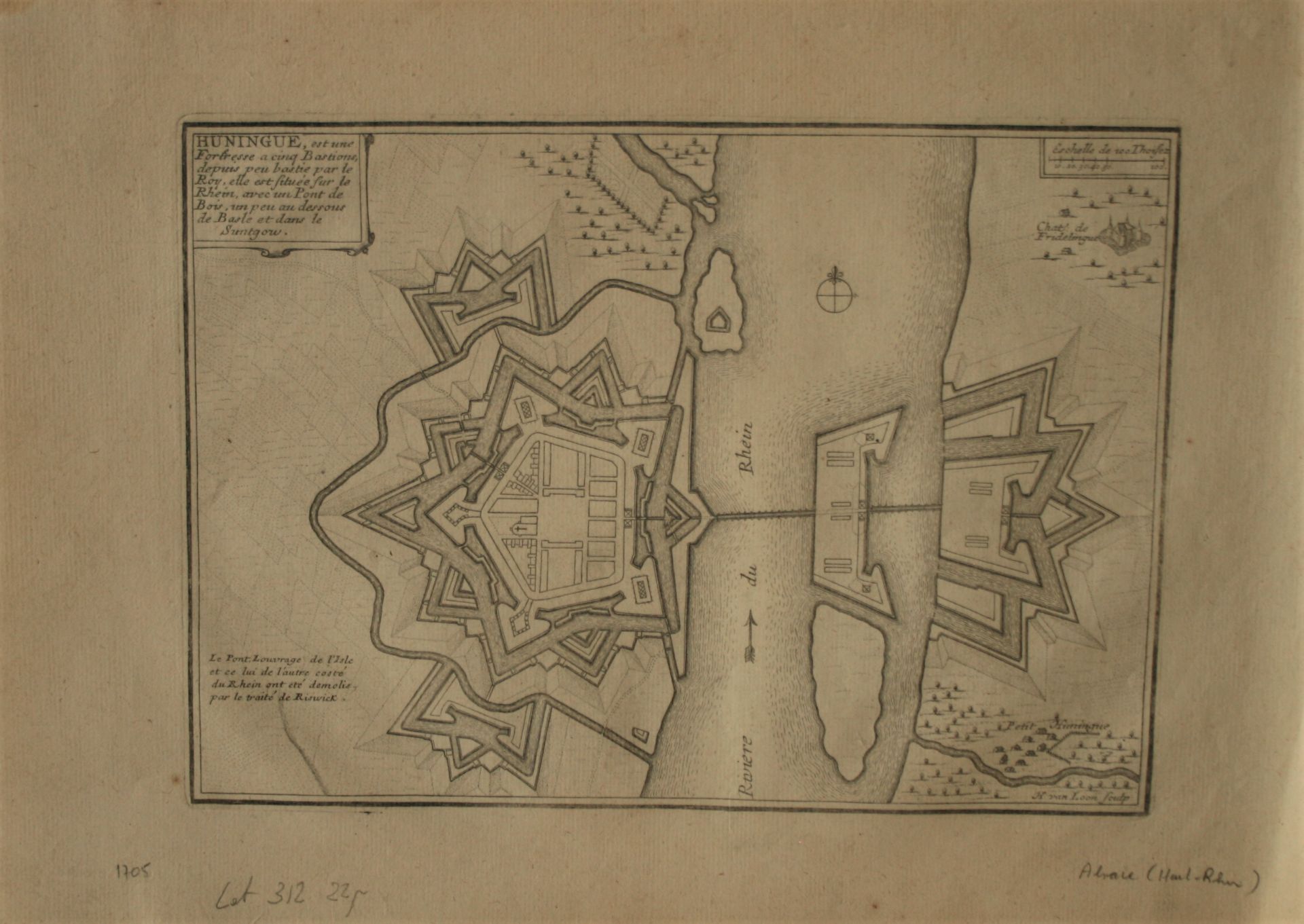 Plan de la place forte de HUNINGUE par Nicolas de FER, 1705 - Dimensions : 27 x 38,5 [...]