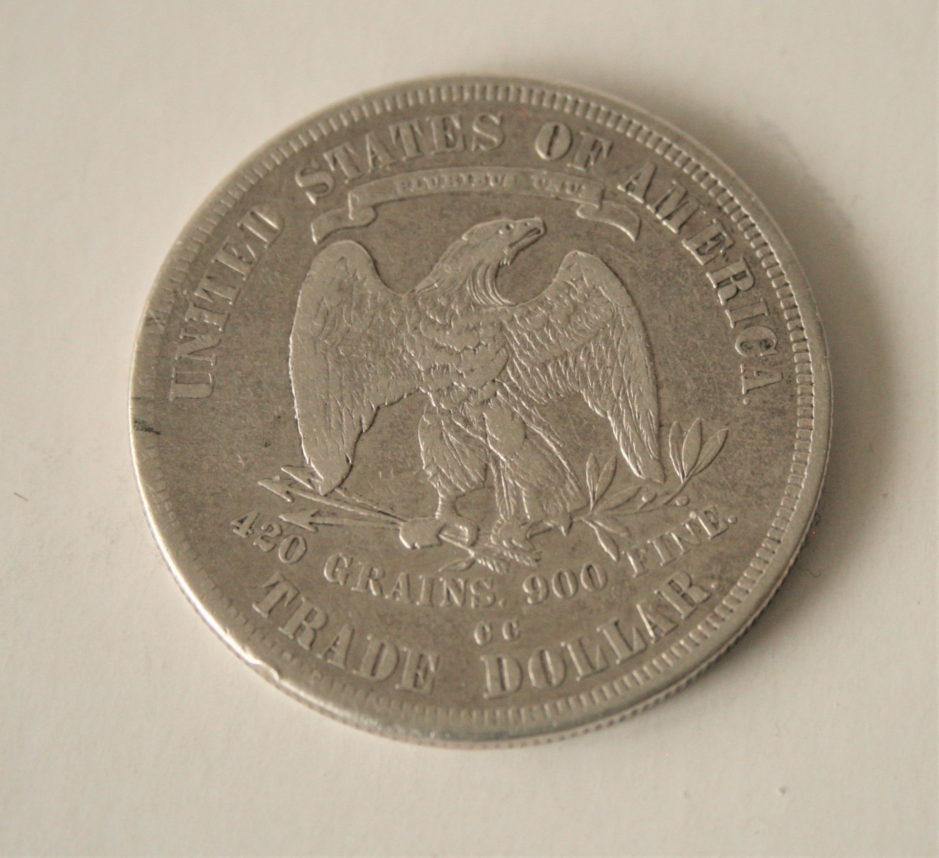 Rare pièce américaine en argent "Trade Dollar 1877" frappée à Carlson City [...]