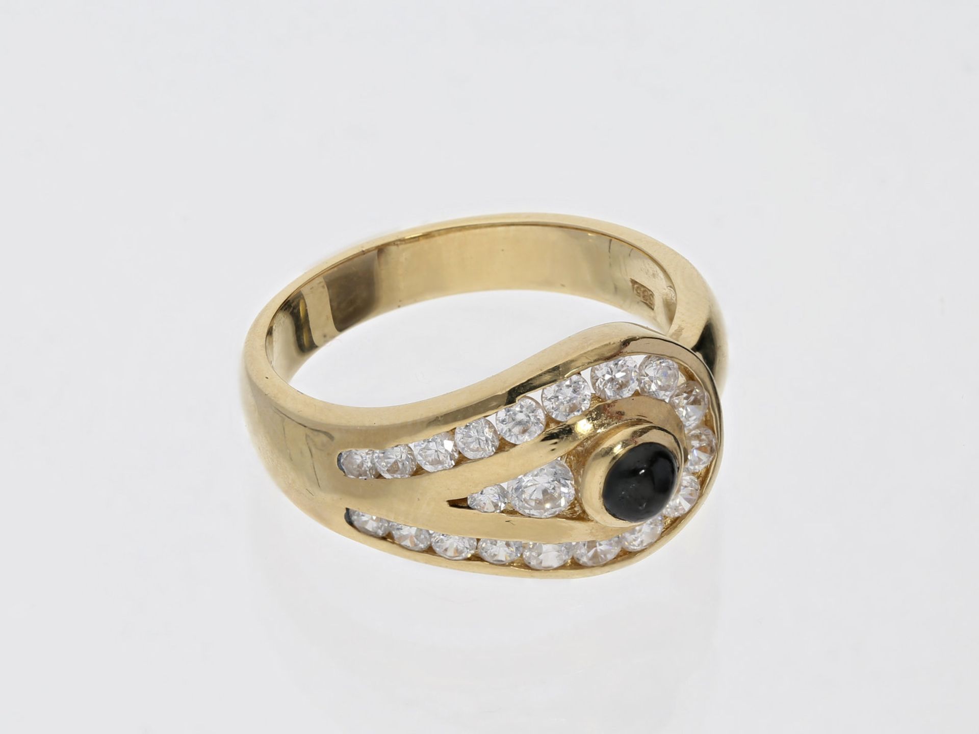 Ring: dekorativer goldener Damenring mit Onyx und farblosen SteinenCa. Ø18mm, RG57, ca. 5,9g, 14K - Bild 2 aus 2