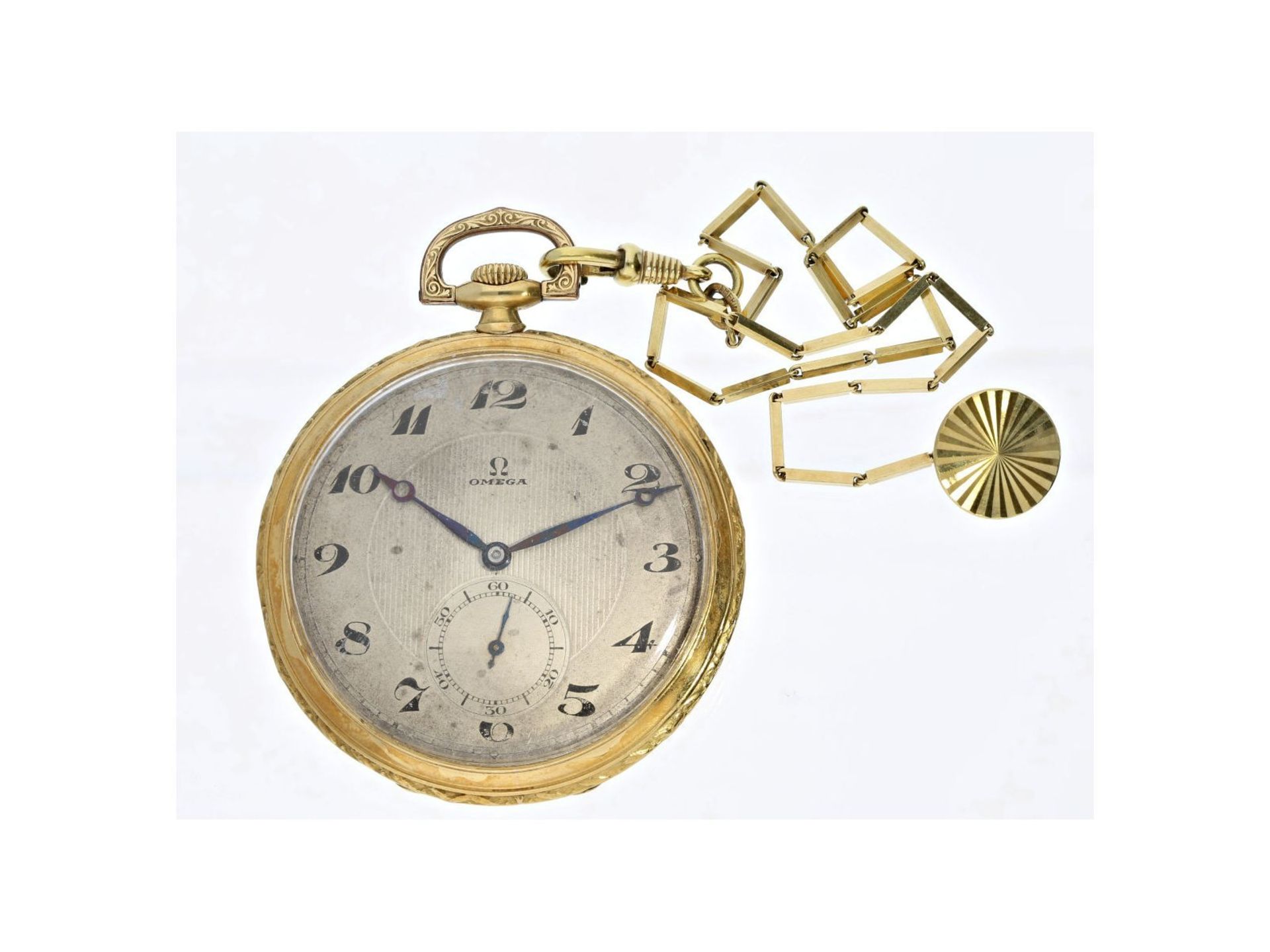 Frackuhr: goldene Omega Frackuhr, um 1920, mit dazugehöriger FrackuhrenketteCa. Ø49,5mm, 18K Gold,