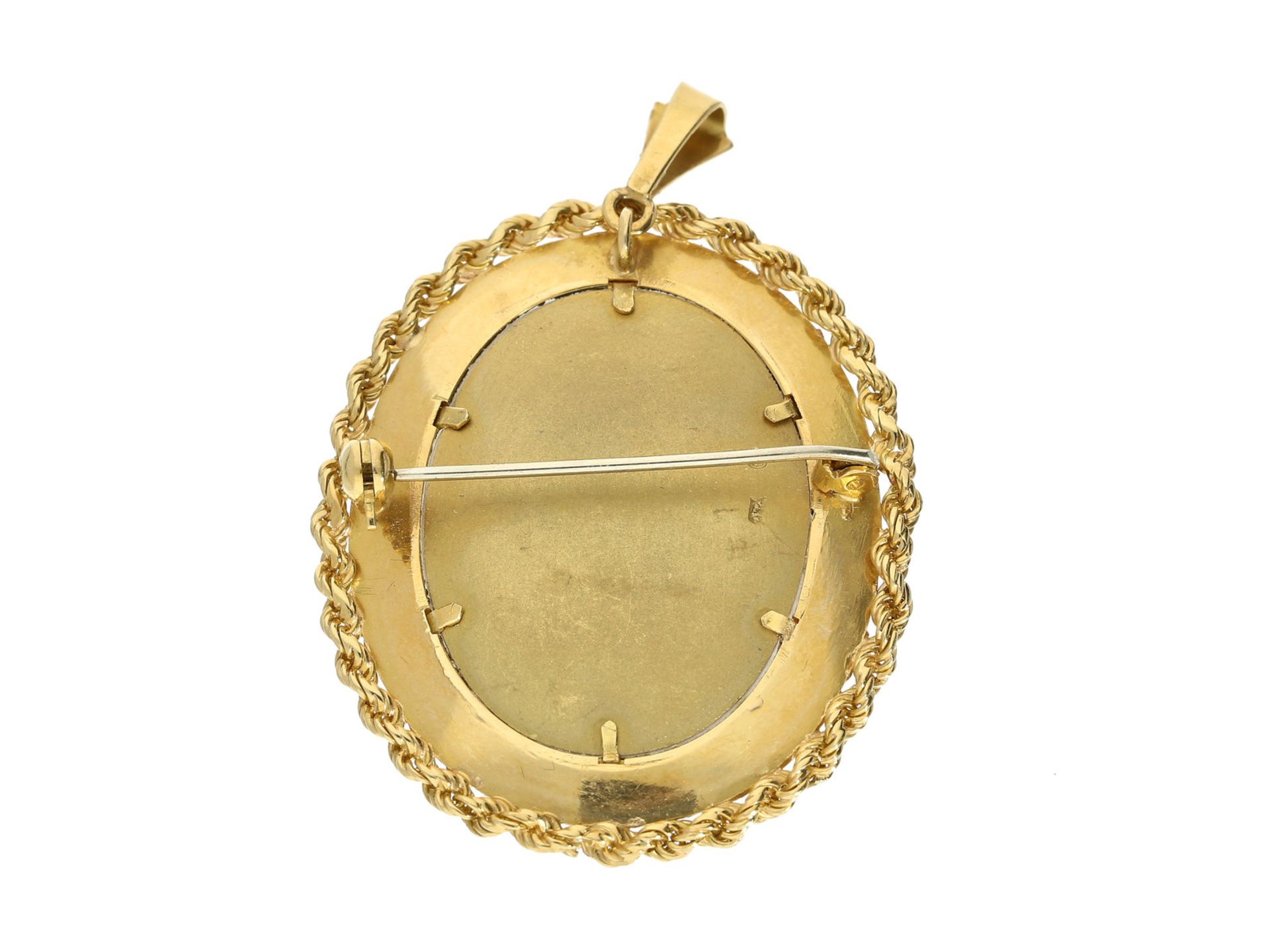 Anhänger/Brosche: vintage Goldschmiedearbeit mit feiner Lupenmalerei , Handarbeit aus 18K Gold mit - Image 2 of 2