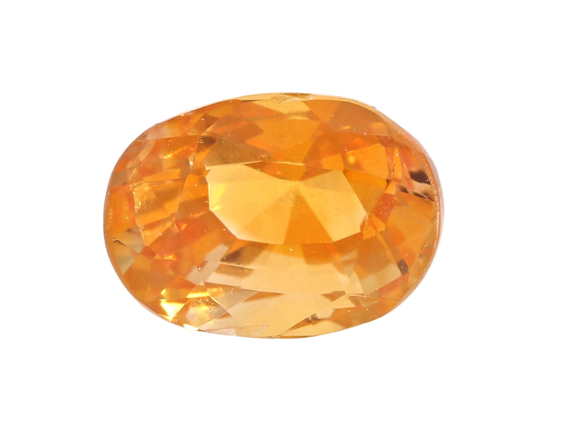 Saphir: orangefarbener Saphir feiner Qualität, ca. 1,43ct, Herkunft CeylonCa. 6,7 x 5 × 4,6mm, - Image 2 of 2