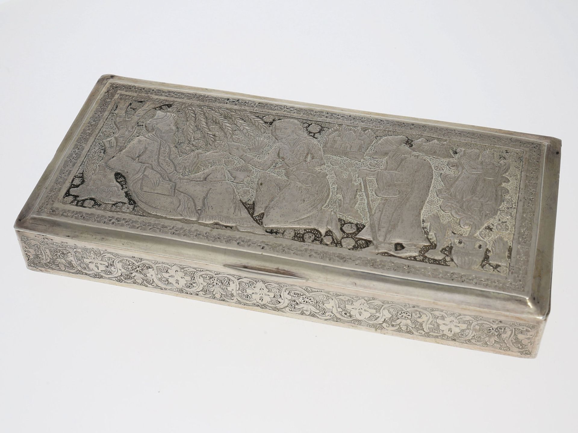 Dose: äußerst schwere und interessante vintage Silberdose mit osmanischer Figuren-Szene,