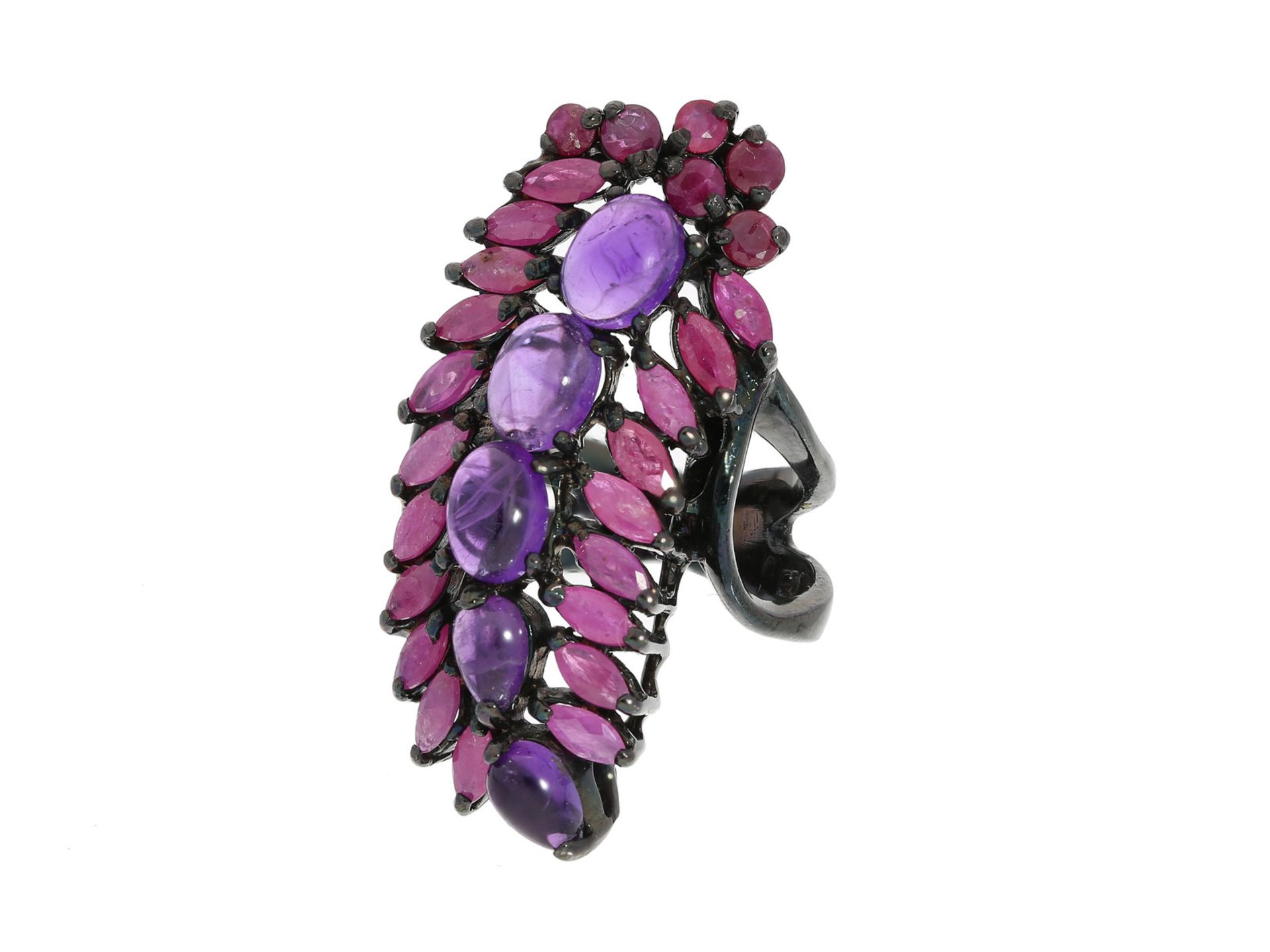 Ring: interessant gefertigter Amethyst/Rubin-Ring, UnikatCa. Ø17,5mm, RG55, ca. 12,2g, 925er Silber,