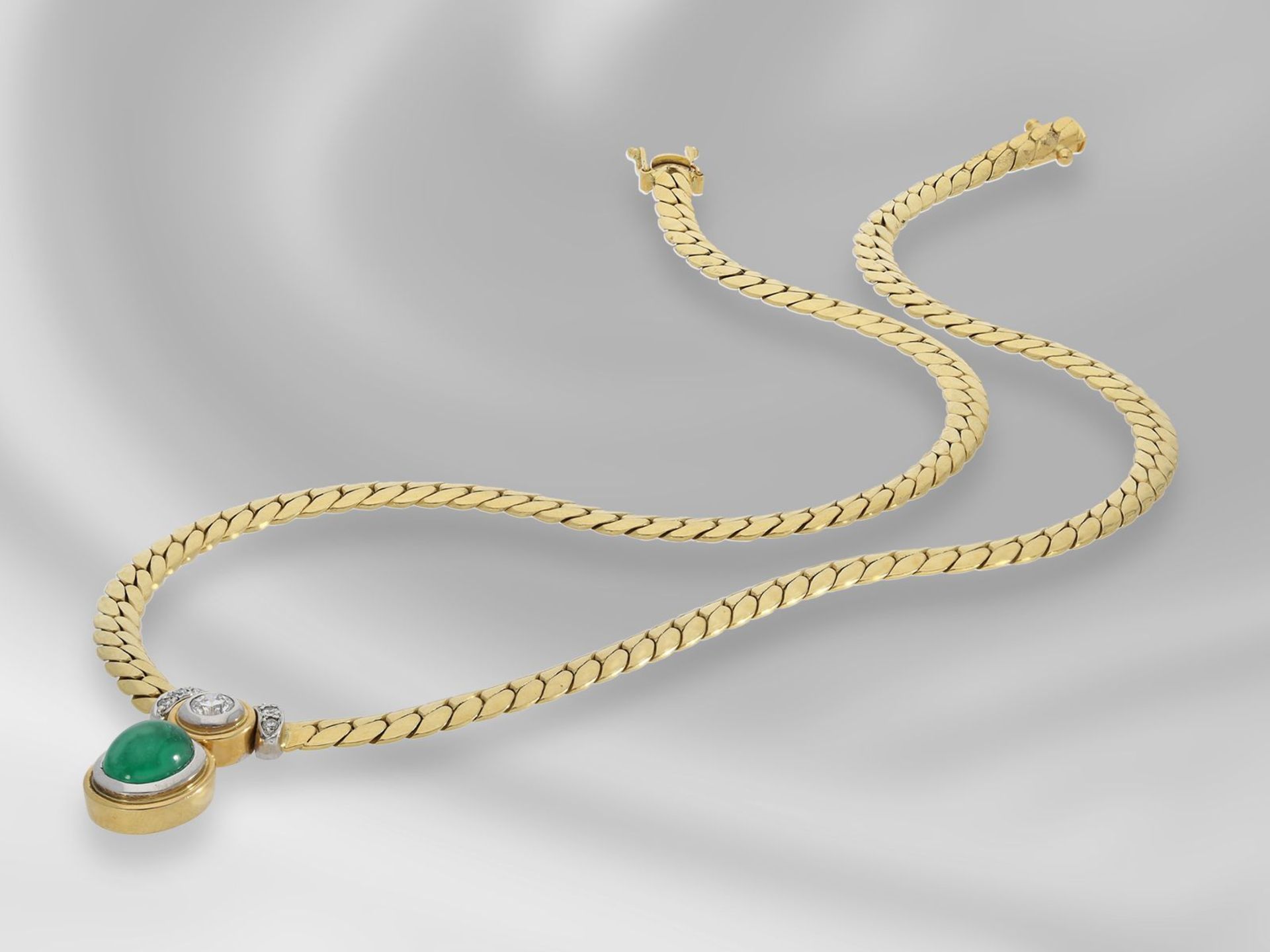 Kette/Collier: sehr dekoratives und ehemals teures 18K Gold-Collier mit sehr schönem Smaragd- - Bild 2 aus 2