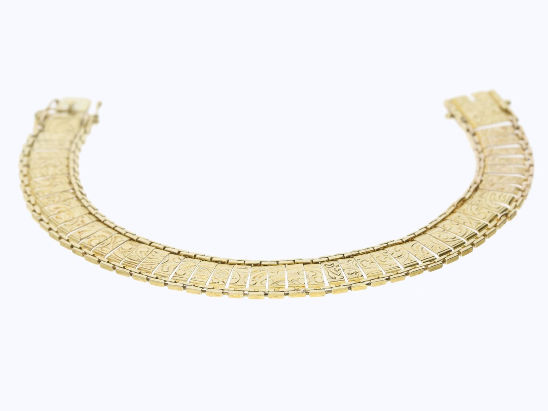 Armband: ungewöhnliches Goldarmband mit graviertem Dekor, 14K GelbgoldCa. 18,5cm lang, ca. 11mm