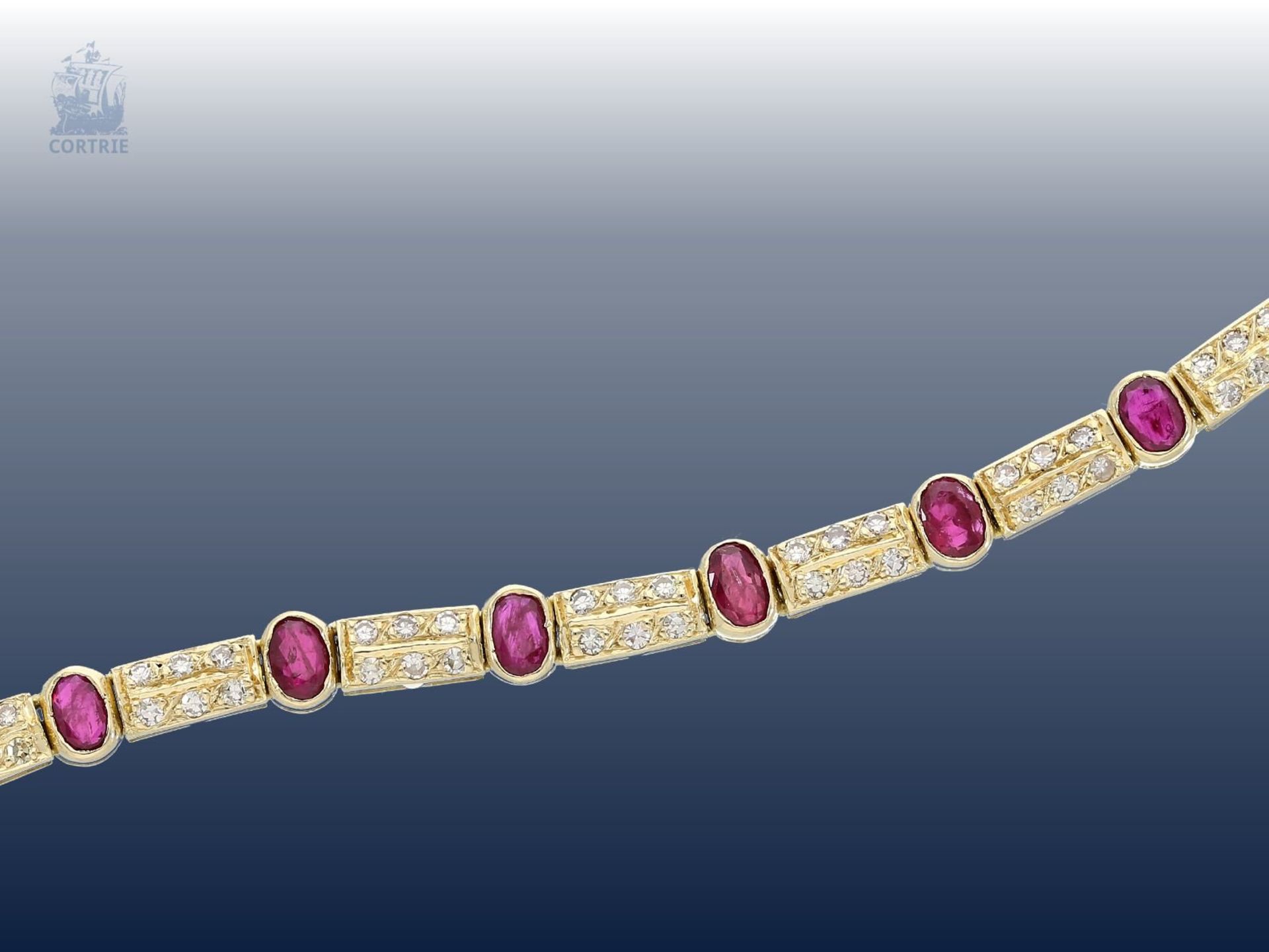 Armband: sehr hochfeines Rubin/Diamant-Goldschmiedearmband, ca.7ctCa. 18cm lang, ca. 14,8g, 18K - Bild 2 aus 2