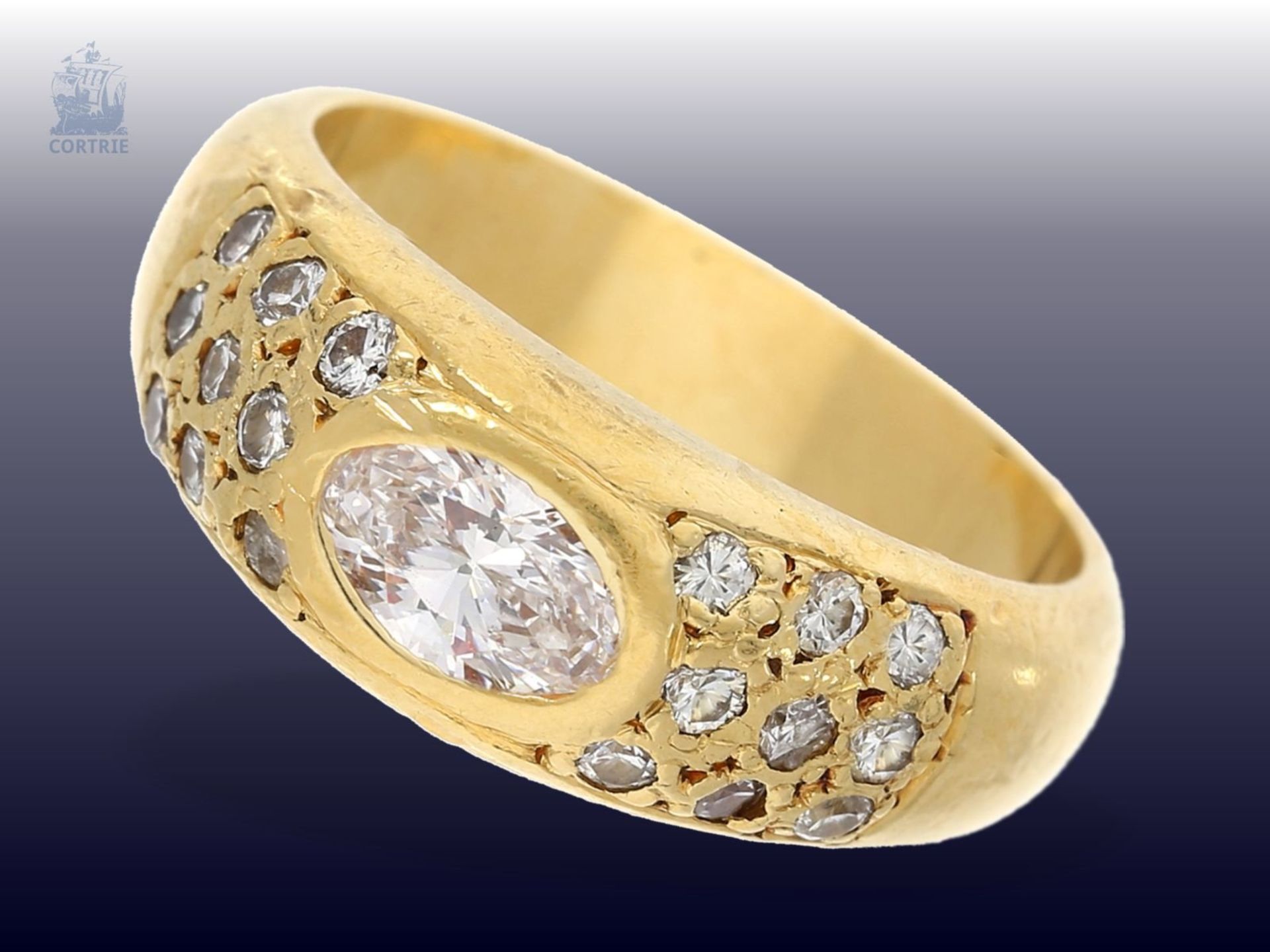 Ring: schwerer, sehr schöner und wertvoller Diamant-Goldschmiedering, 1ct DiamantenCa. Ø17mm,