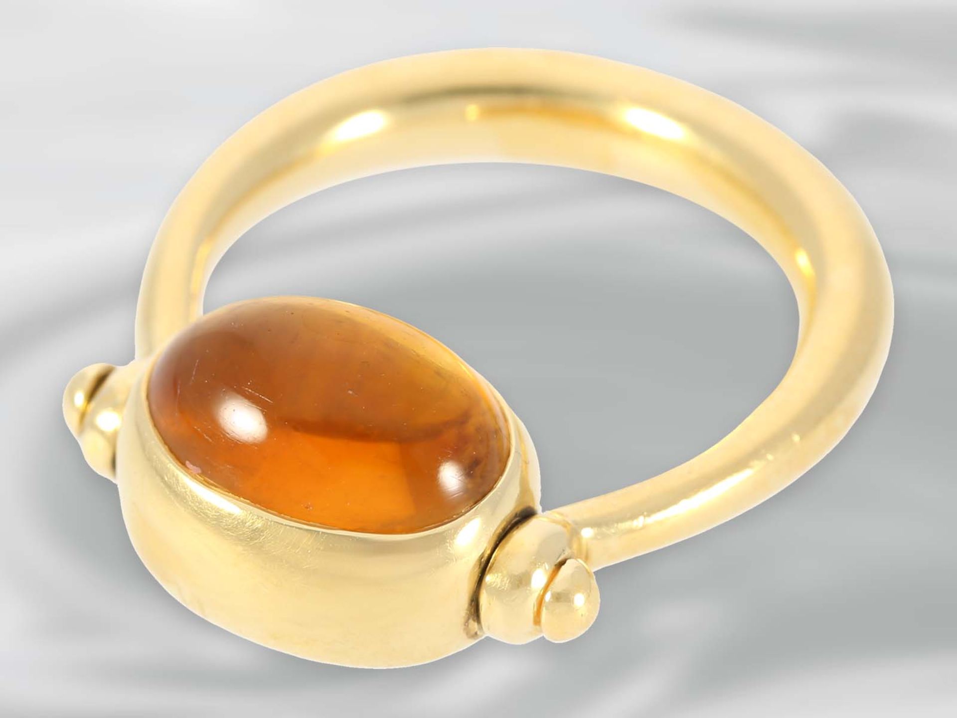 Ring: hochwertiger gelbgoldener Citrinring aus dem Hause Bvlgari, 18K GoldCa. Ø17mm, RG53, - Bild 2 aus 3