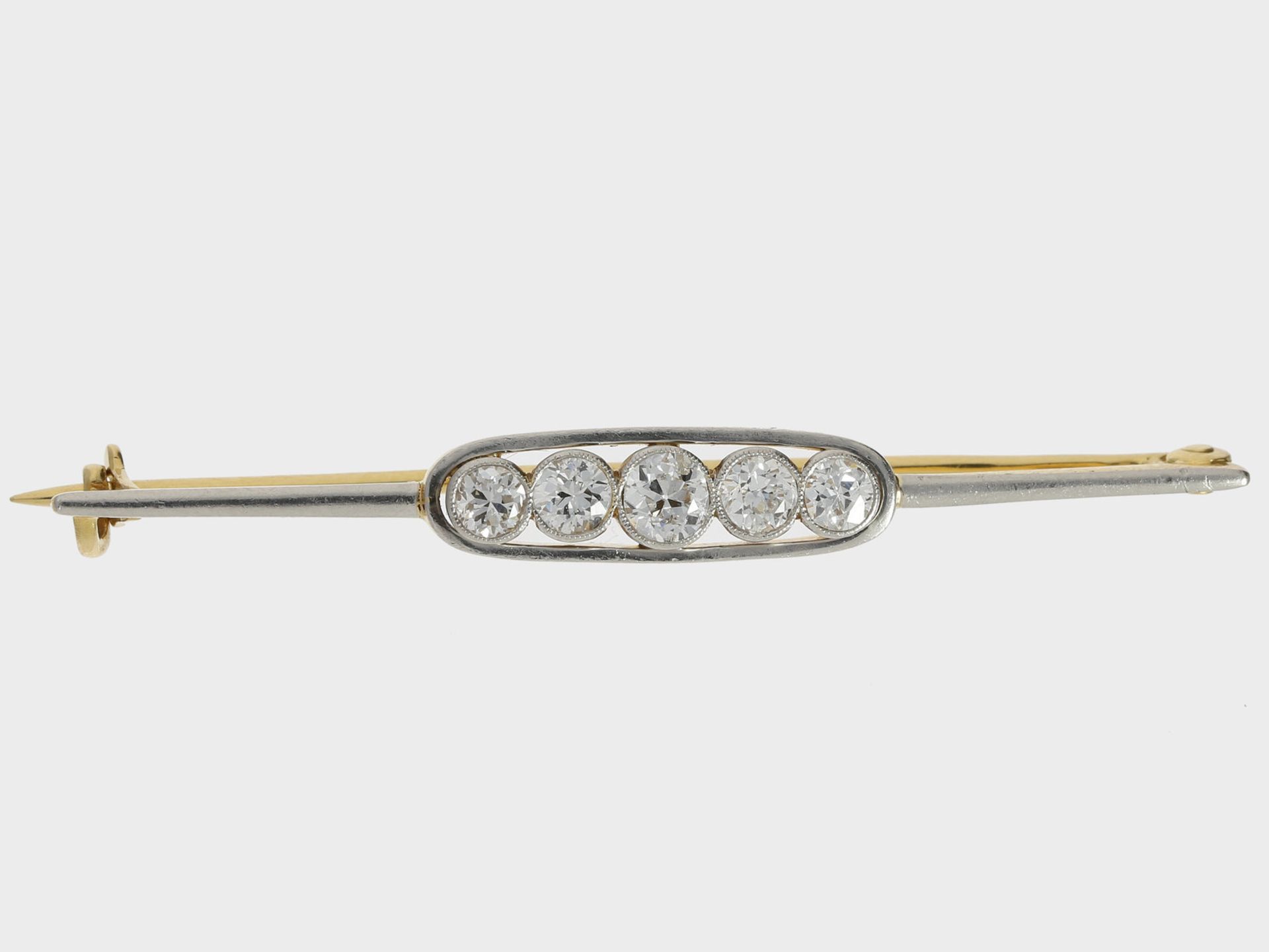 Brosche/Nadel: antike Brosche mit Altschliff-Diamanten, insgesamt ca. 0,68ct, 18K GelbgoldCa. 42mm