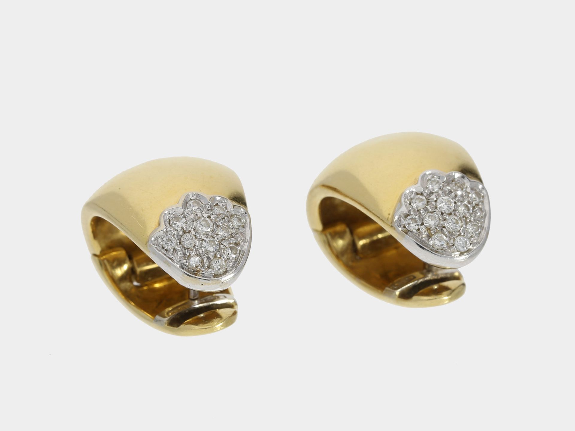 Ohrschmuck: attraktive gelbgoldene Brillantohrclips, ca. 0,48ct, 18K GoldCa. 20 x 15mm, ca. 13,1g,