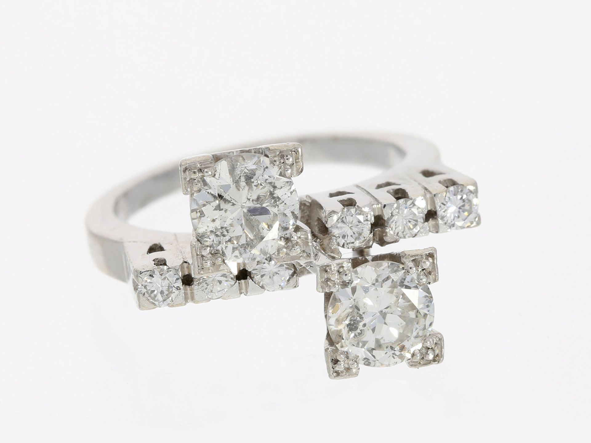 Ring: dekorativer vintage Platinring mit Diamantbesatz, ca. 1,6ctCa. Ø15,5mm, RG50, ca. 8,5g,